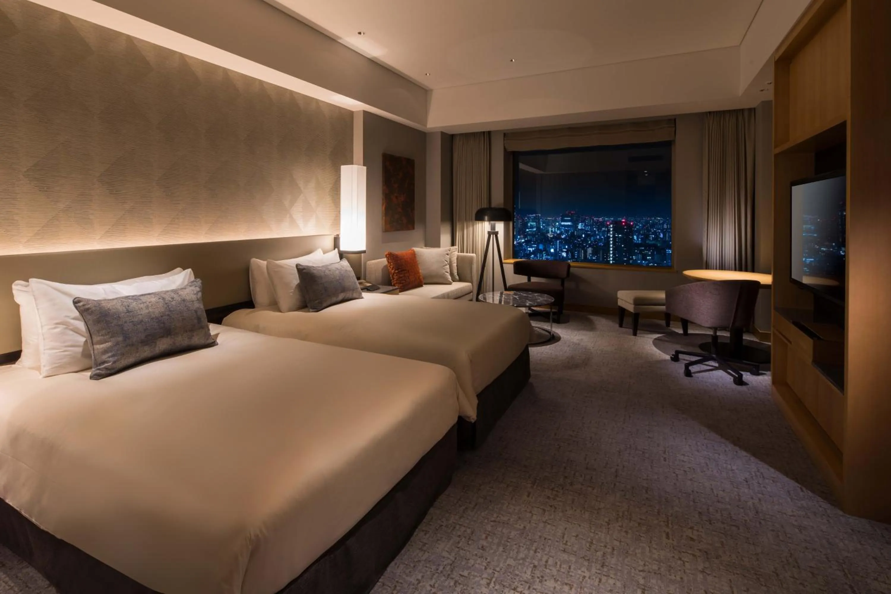Photo of the whole room, Bed in Cerulean Tower Tokyu Hotel, A Pan Pacific Partner Hotel