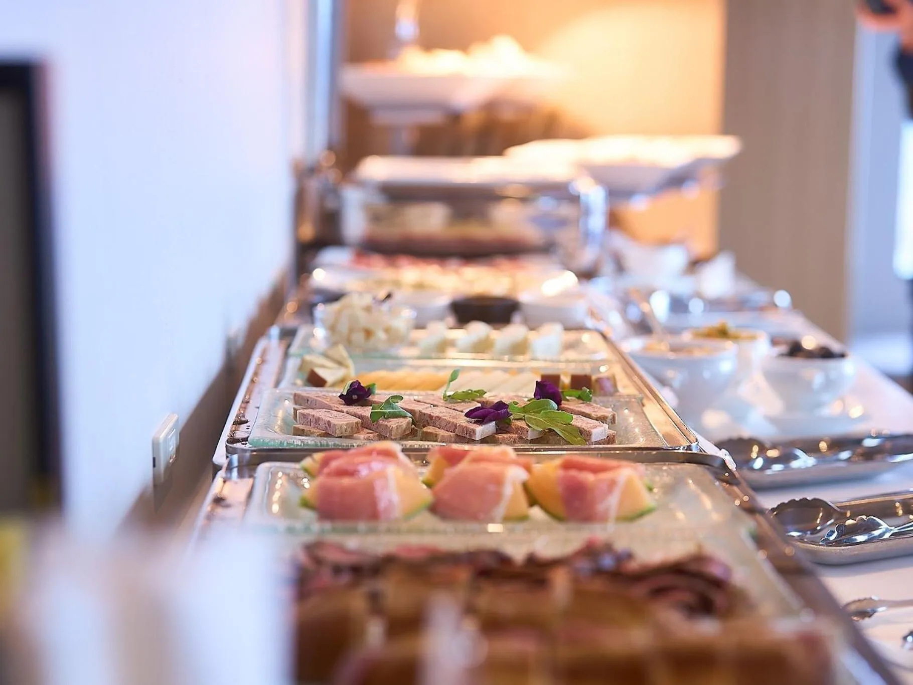 Food and drinks in Cerulean Tower Tokyu Hotel, A Pan Pacific Partner Hotel