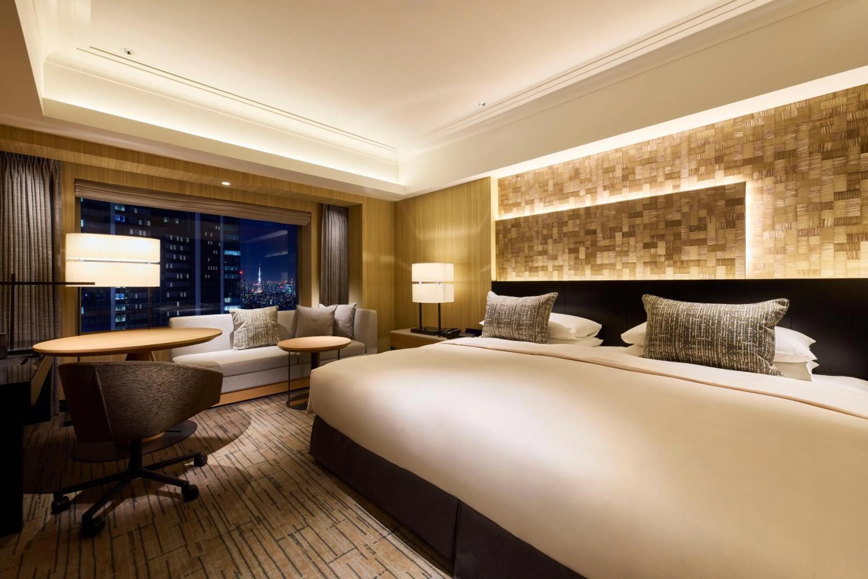 Photo of the whole room, Bed in Cerulean Tower Tokyu Hotel, A Pan Pacific Partner Hotel