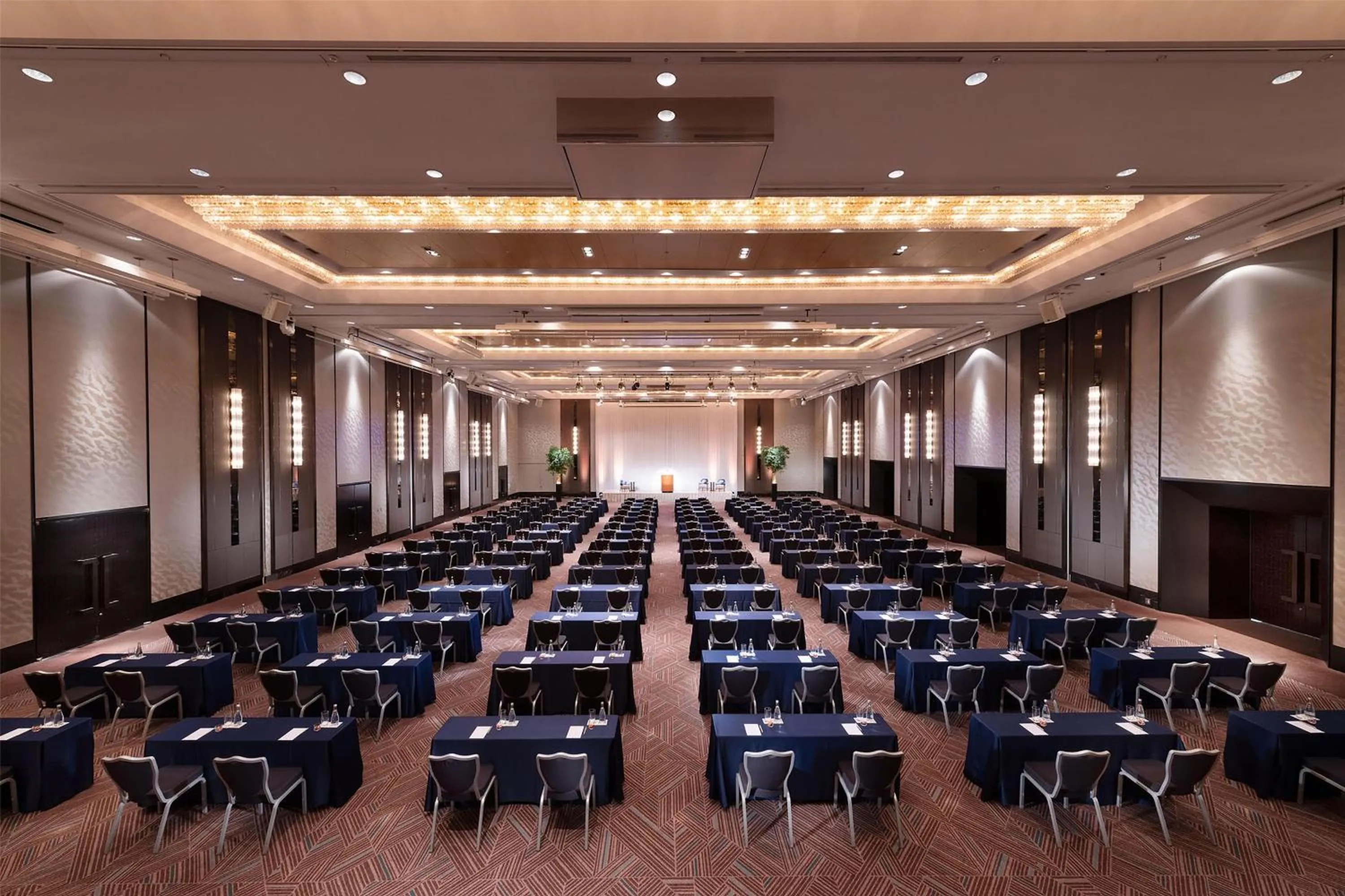 Meeting/conference room in Hilton Osaka Hotel