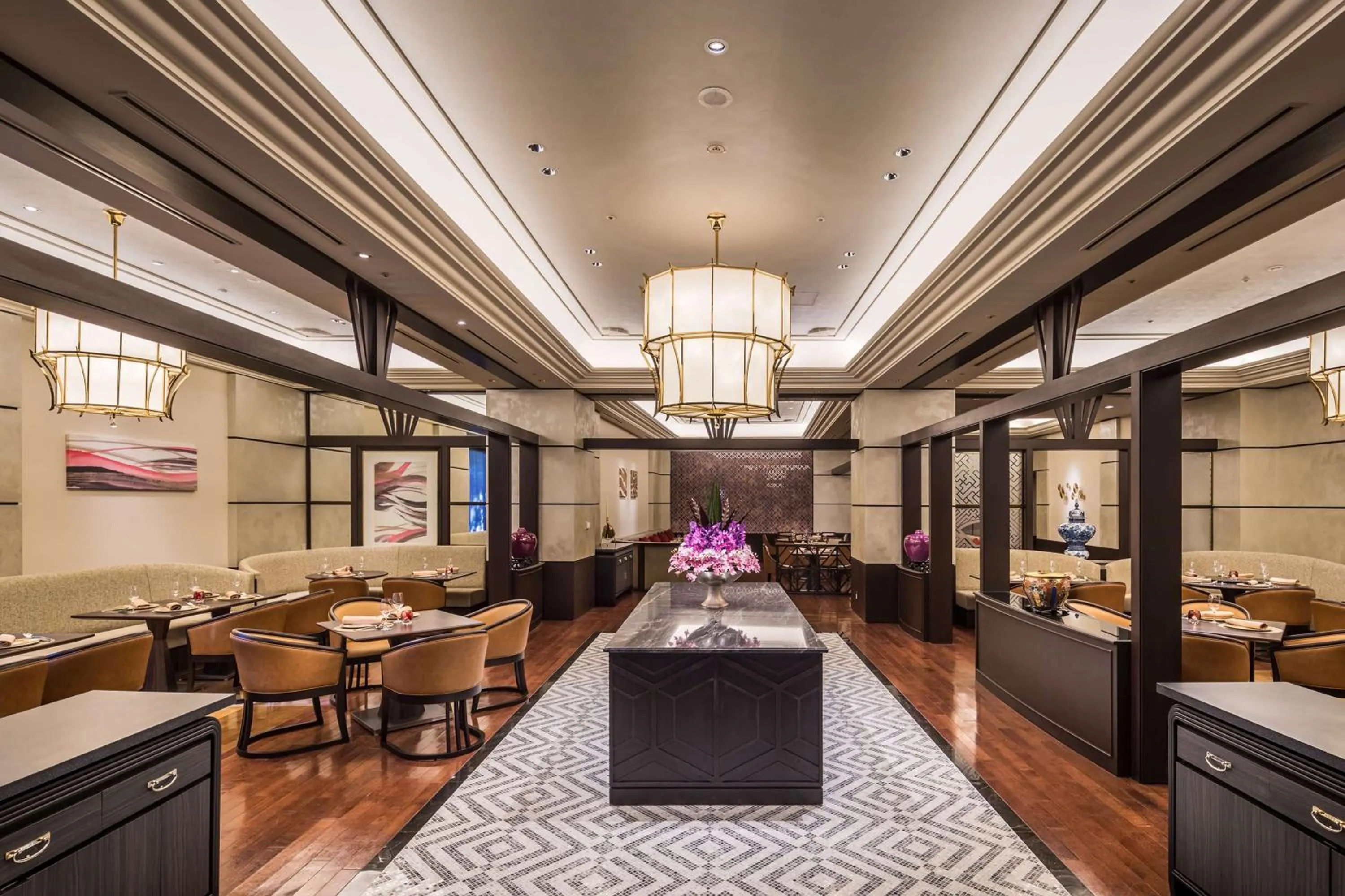 Restaurant/places to eat in Hilton Tokyo Bay