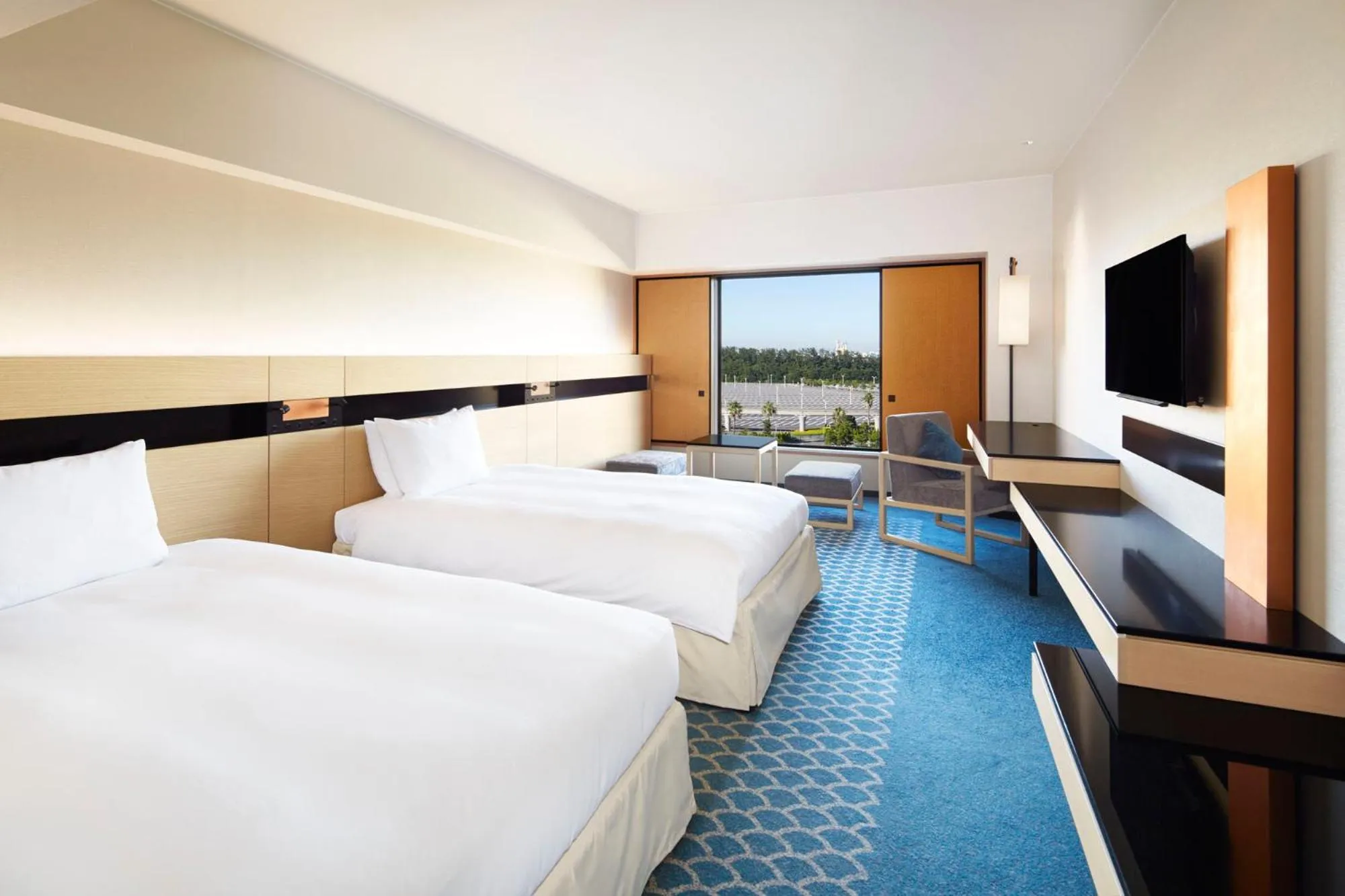 Bedroom, Bed in Hilton Tokyo Bay