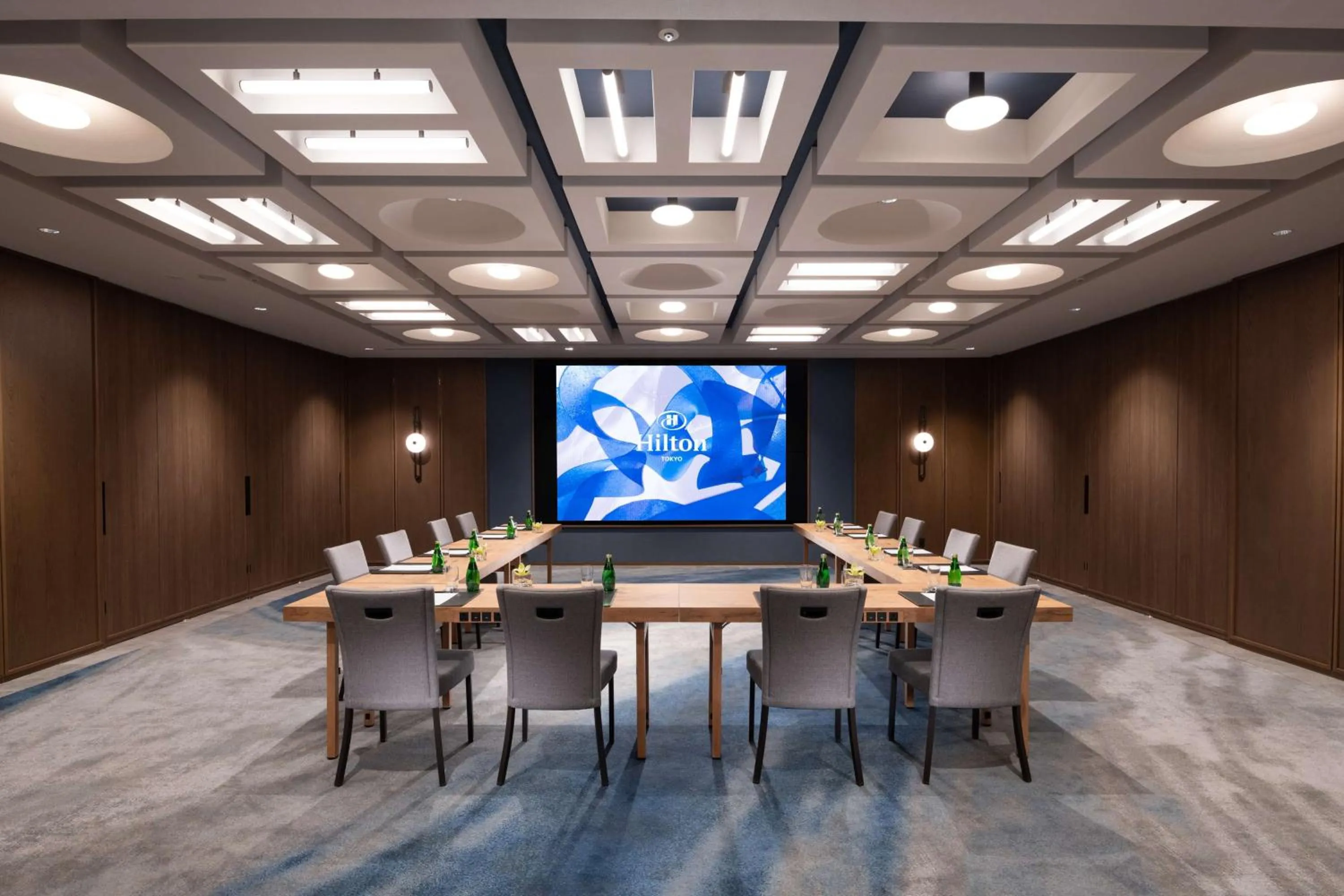 Meeting/conference room in Hilton Tokyo Hotel