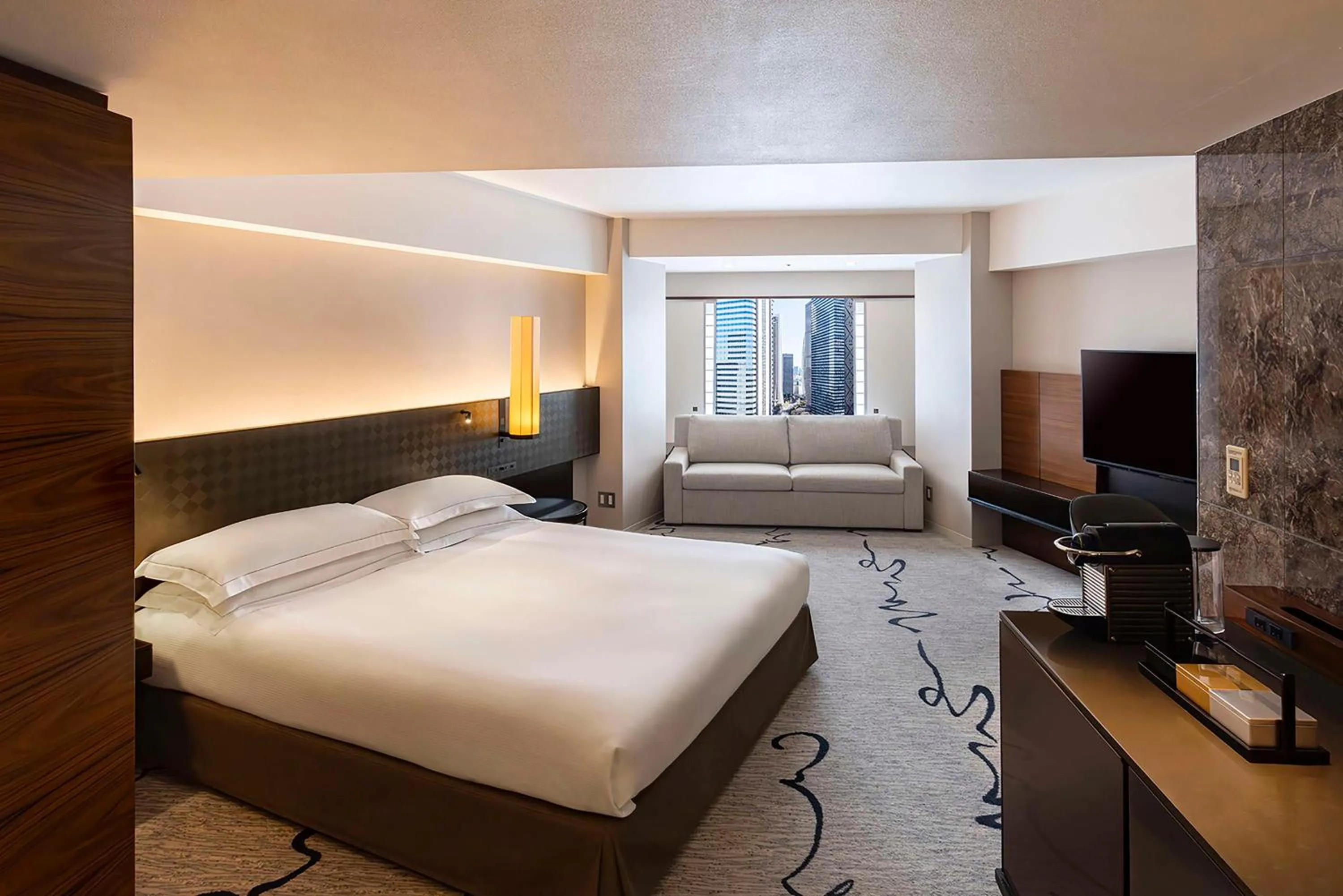 Bed in Hilton Tokyo Hotel