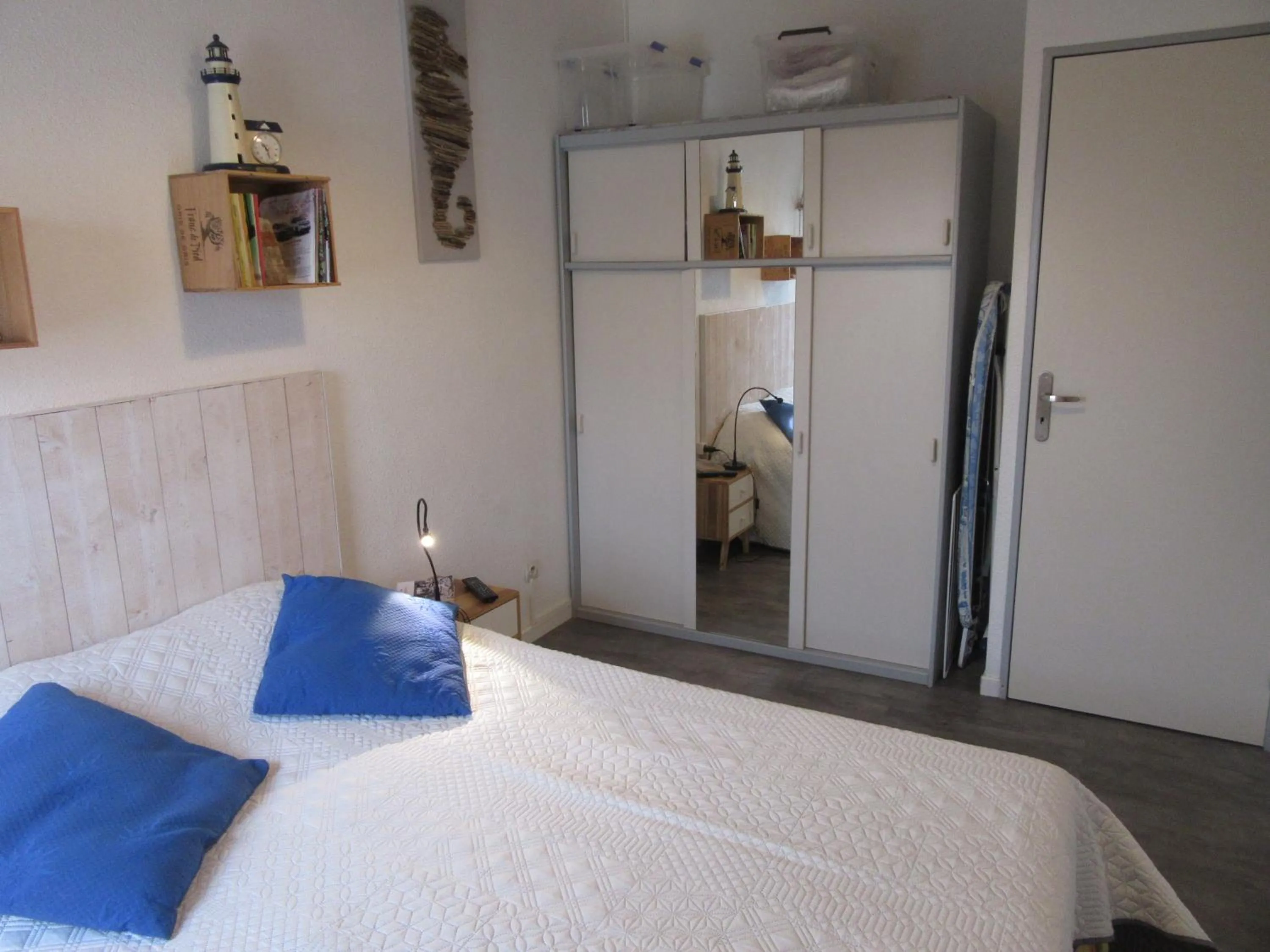 Bedroom, Bed in Appartement Grand Calypso