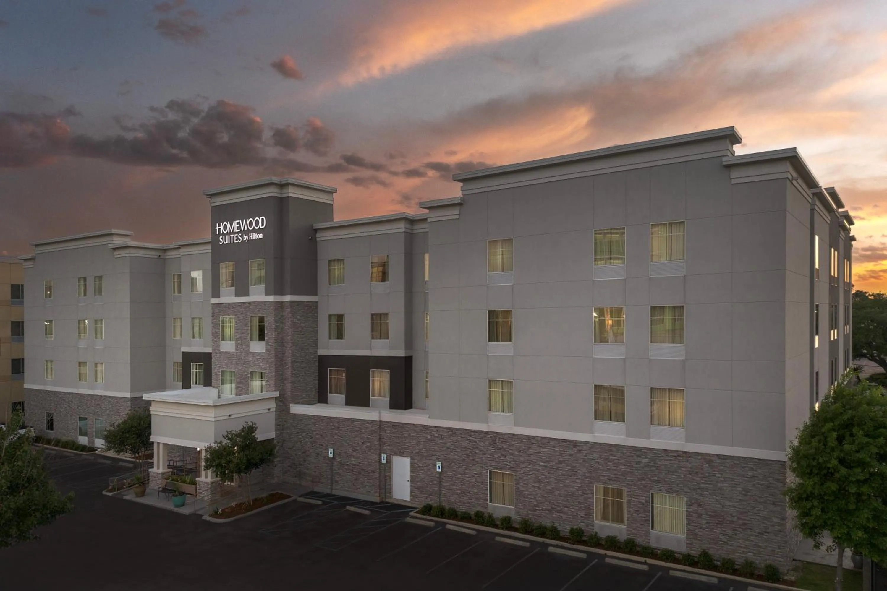 Property building in Homewood Suites by Hilton Metairie New Orleans
