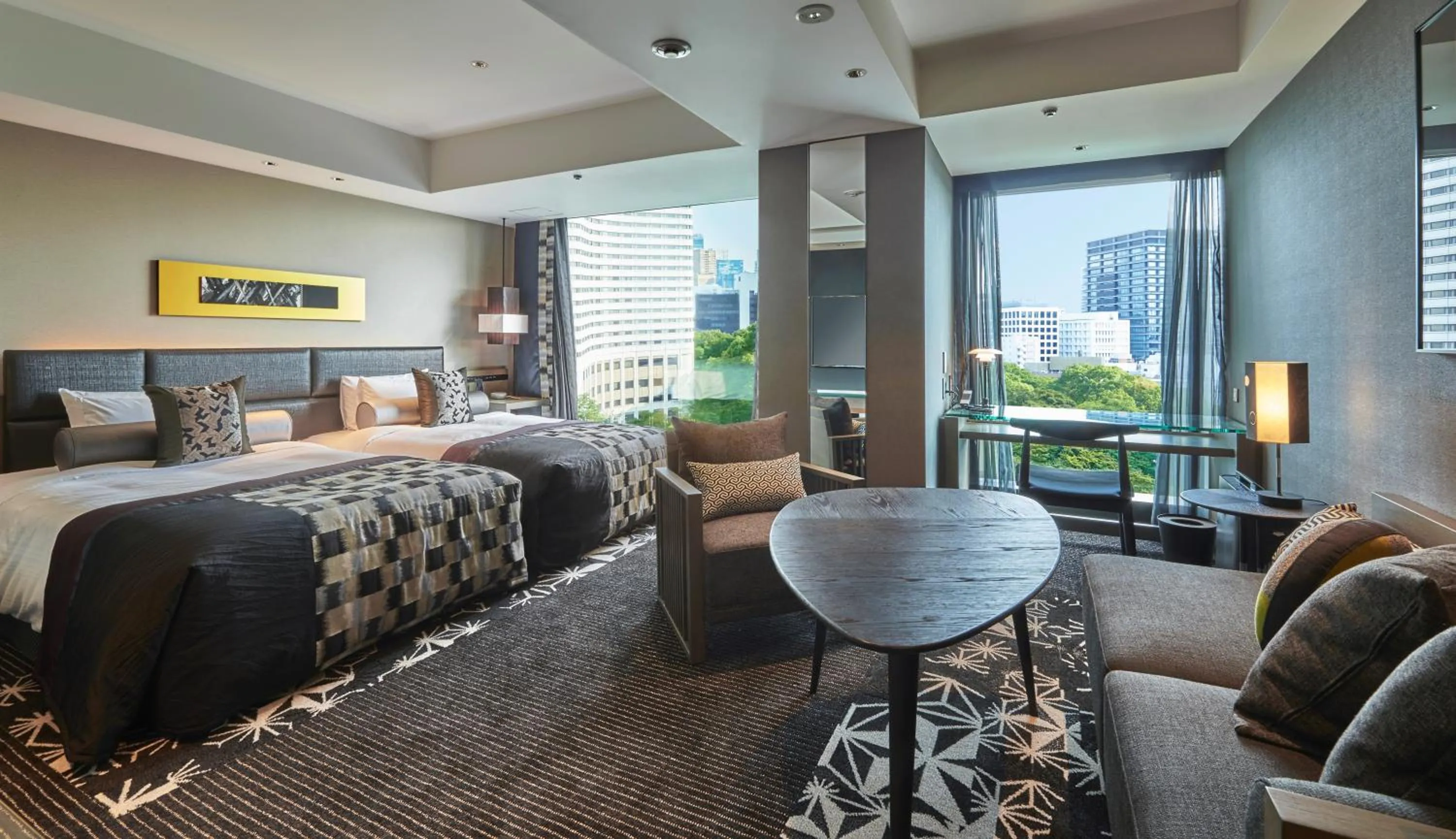 Photo of the whole room, Bed in Hotel New Otani Tokyo The Main