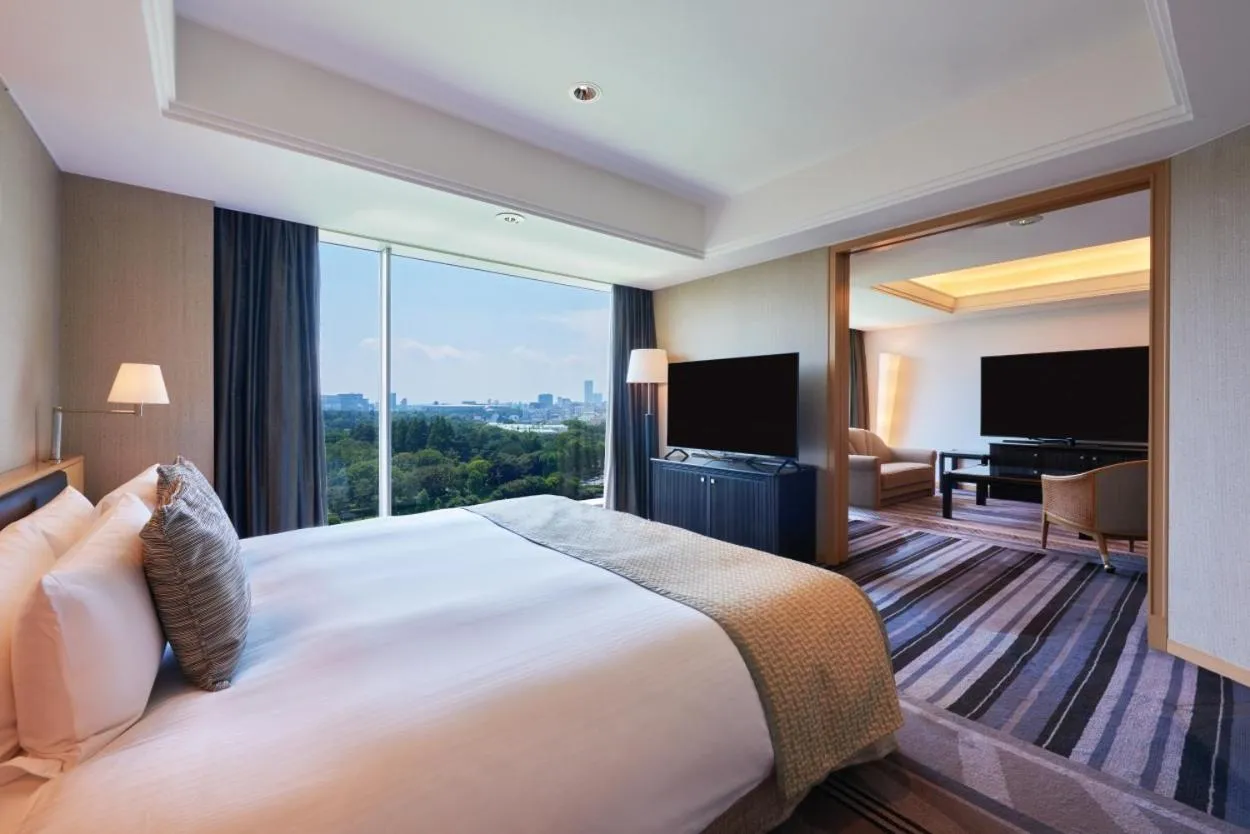 Photo of the whole room, Bed in Hotel New Otani Tokyo The Main