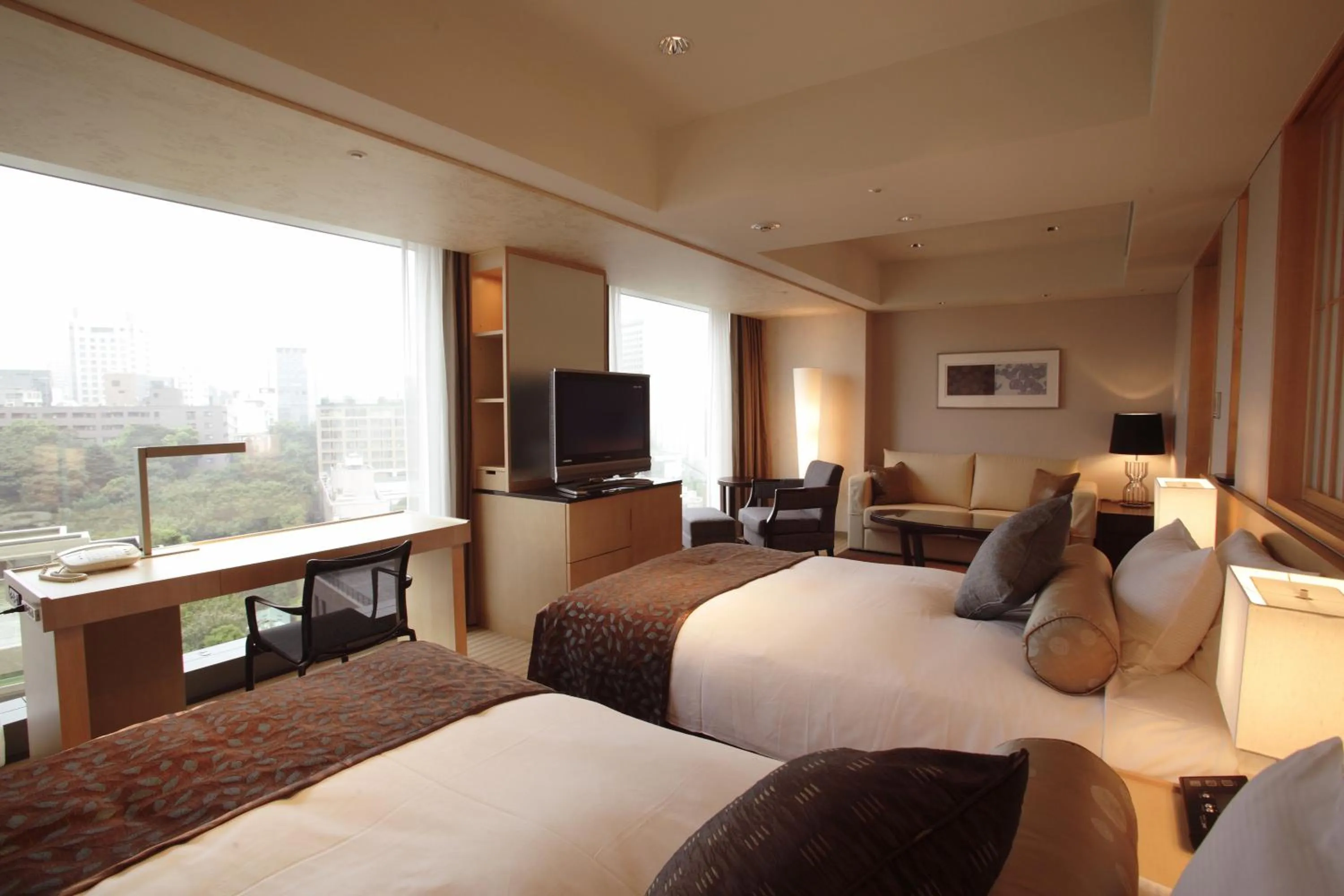 Day, Bed in Hotel New Otani Tokyo The Main