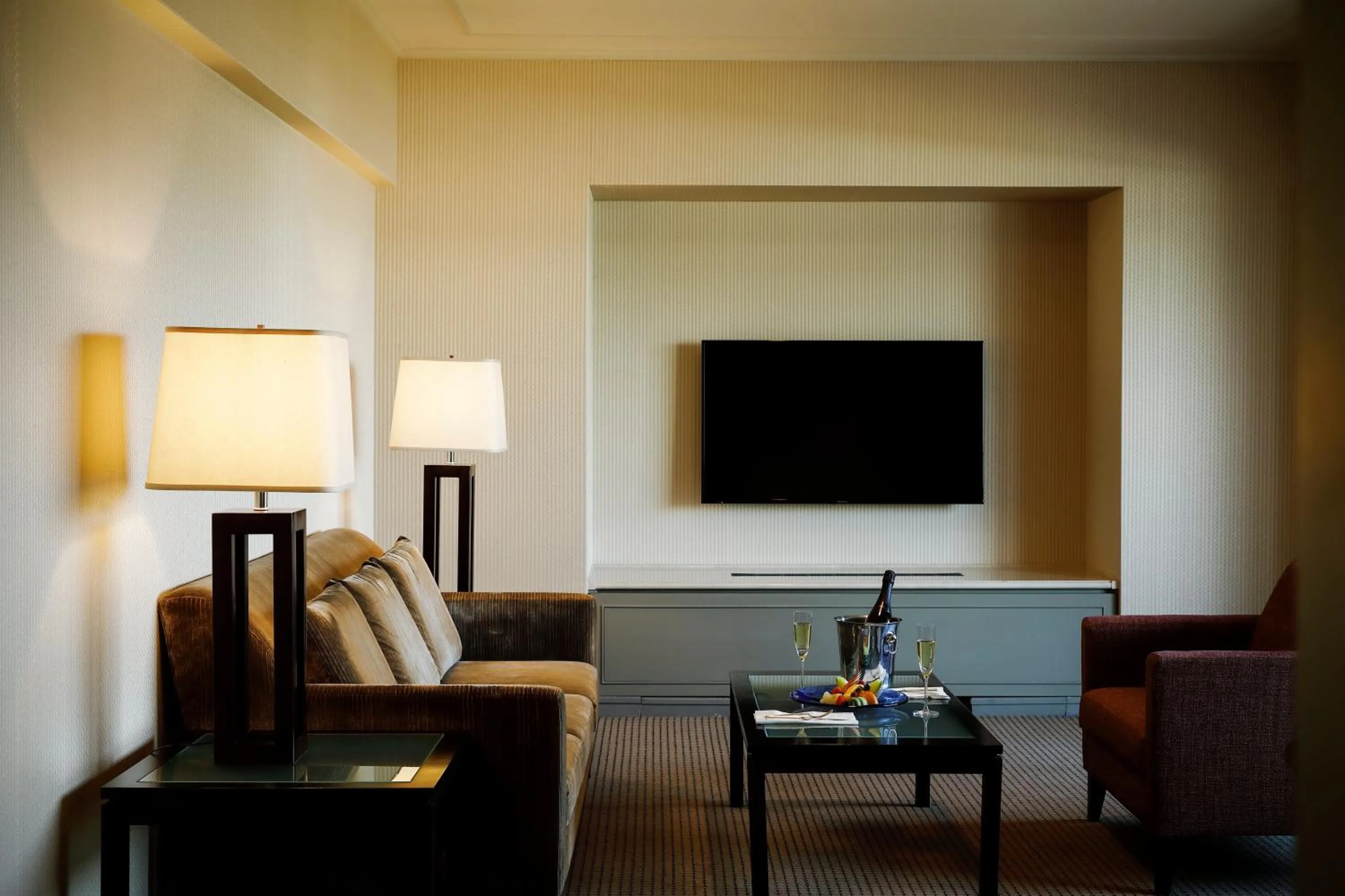 Living room in Kyoto Brighton Hotel