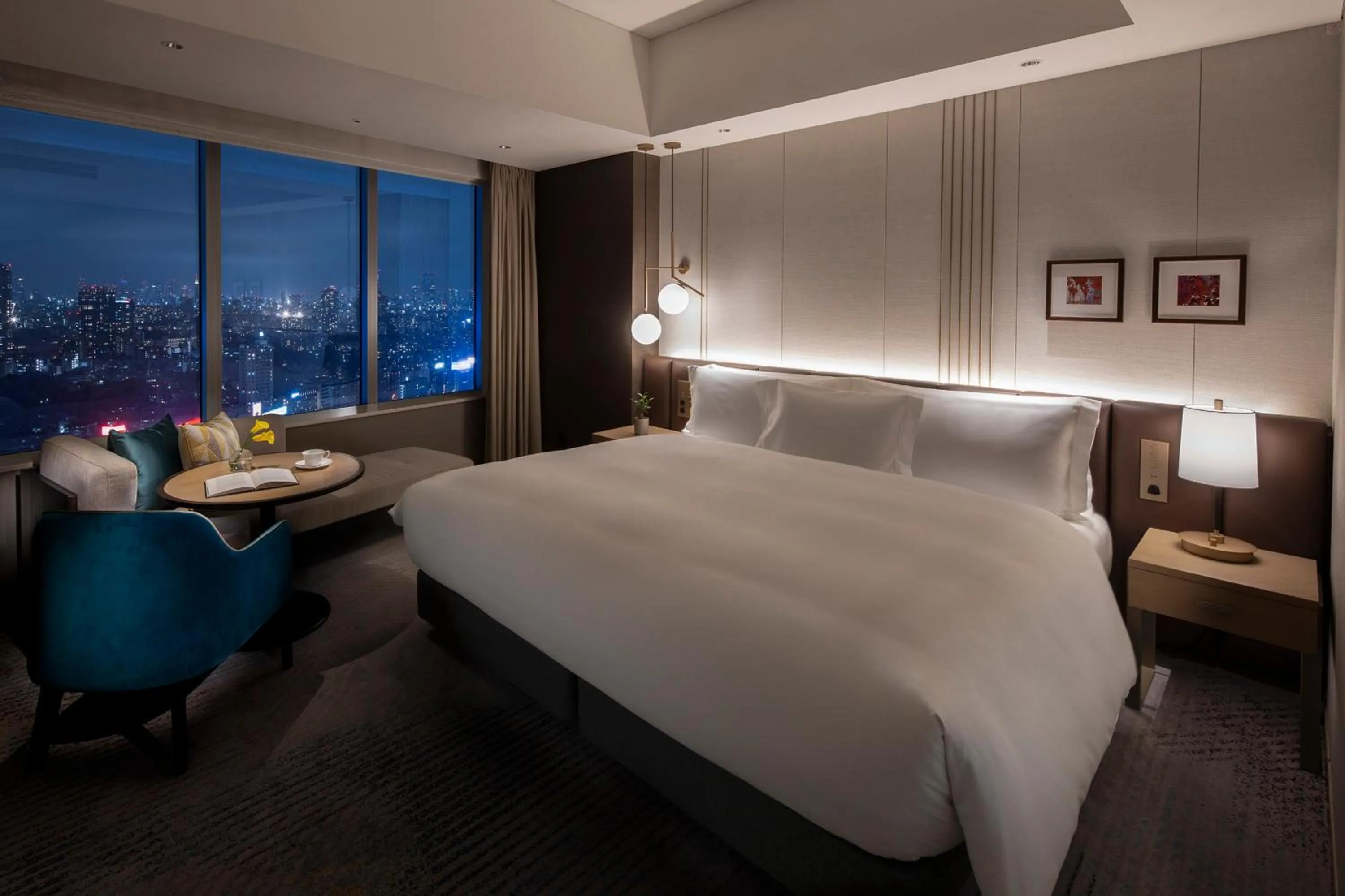 Photo of the whole room, Bed in The Strings by InterContinental, Tokyo by IHG