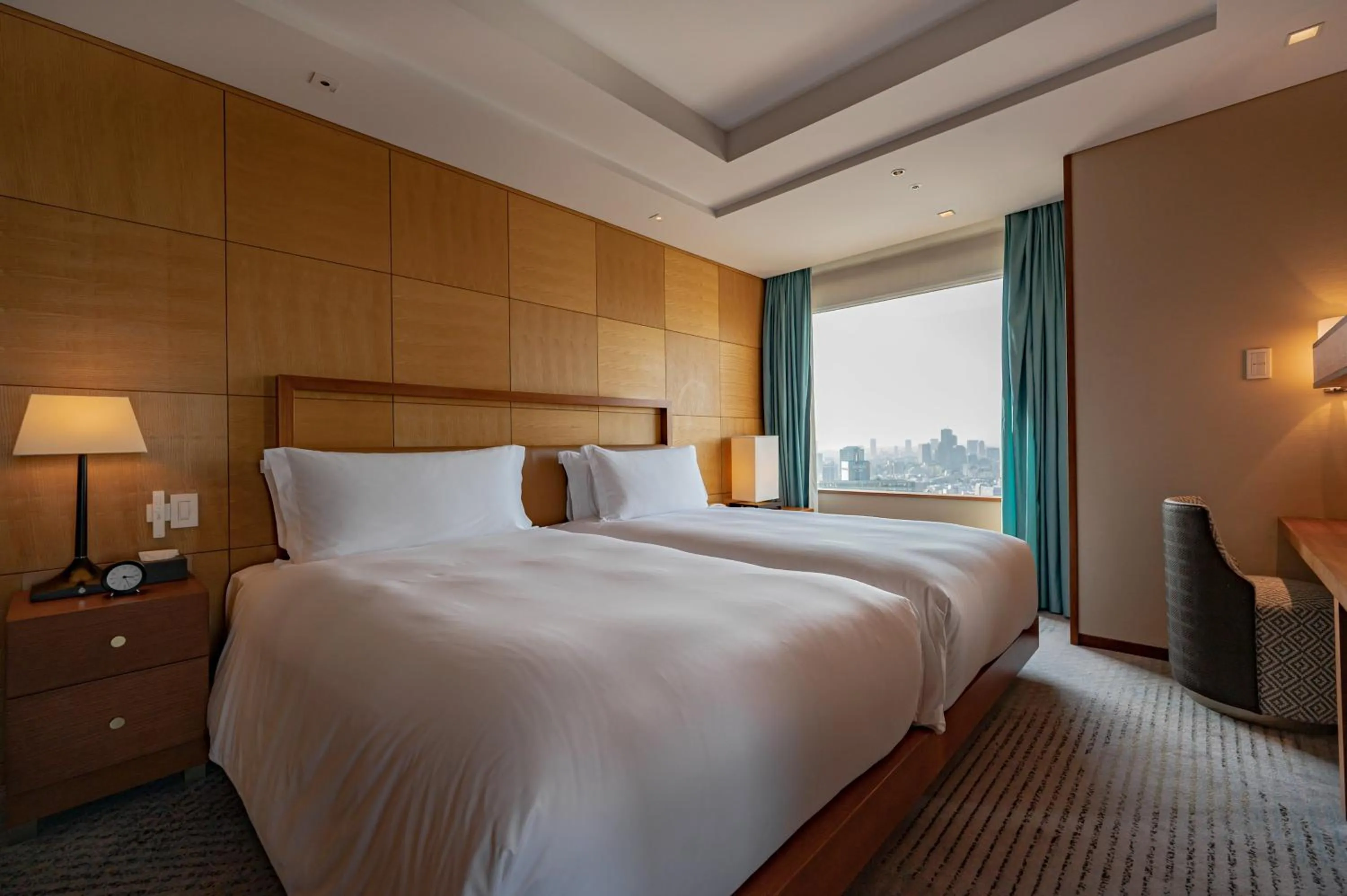 Photo of the whole room, Bed in The Strings by InterContinental, Tokyo by IHG