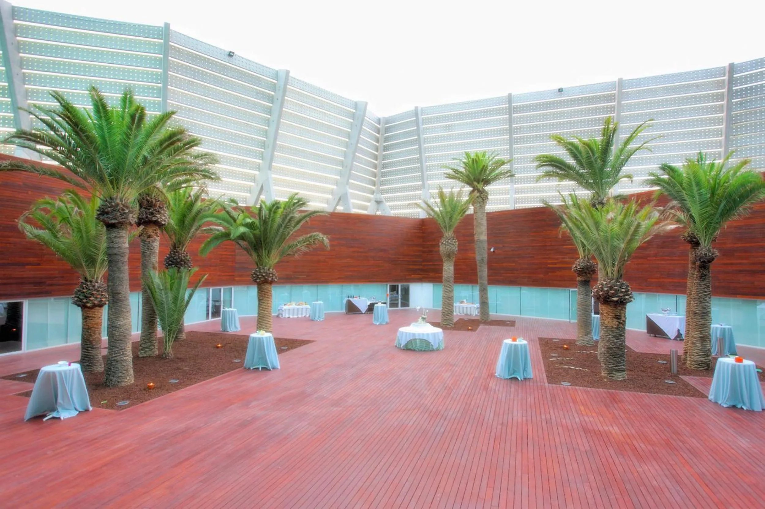 Facade/entrance in Hotel Hiberus