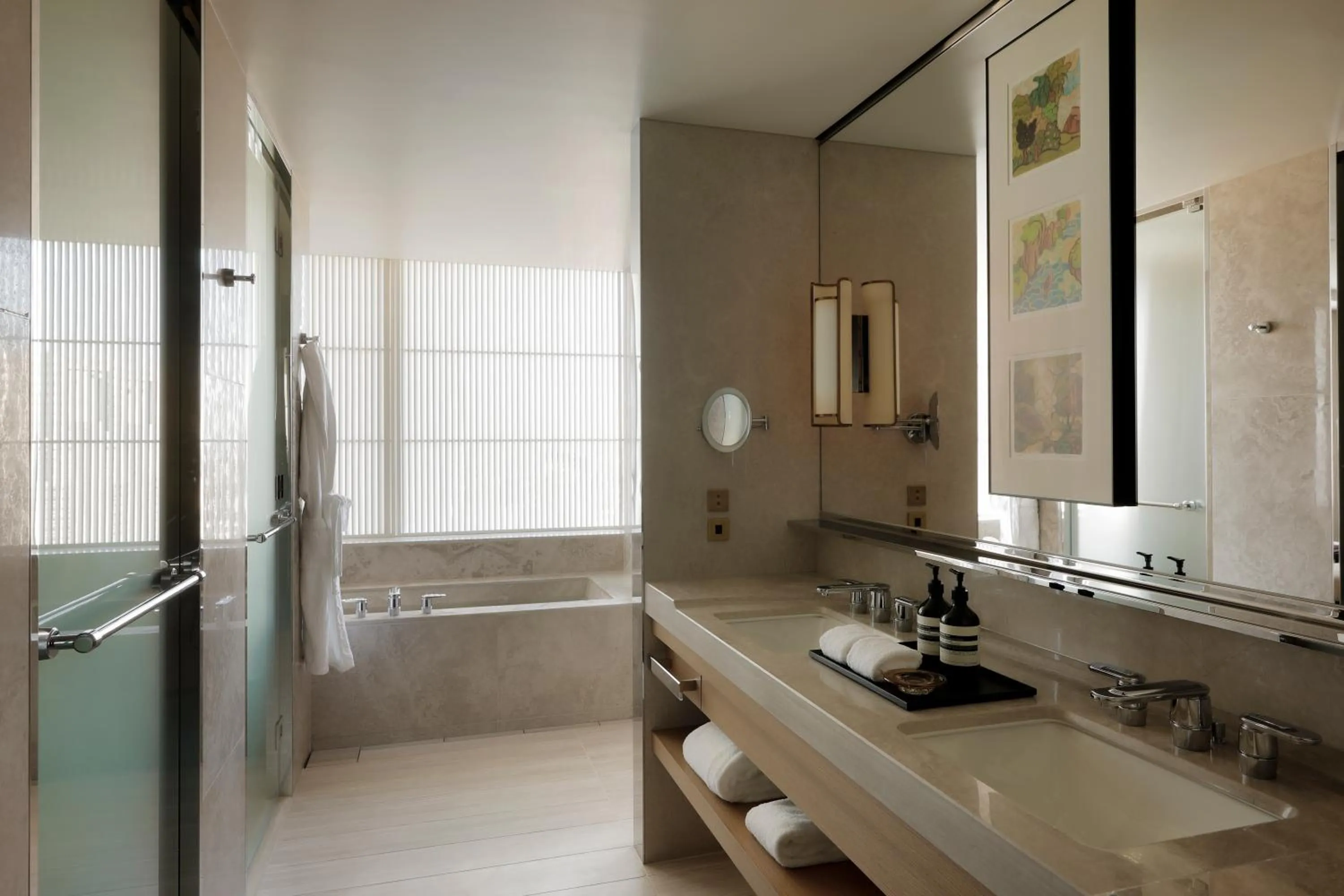 Bathroom in Park Hyatt Tokyo