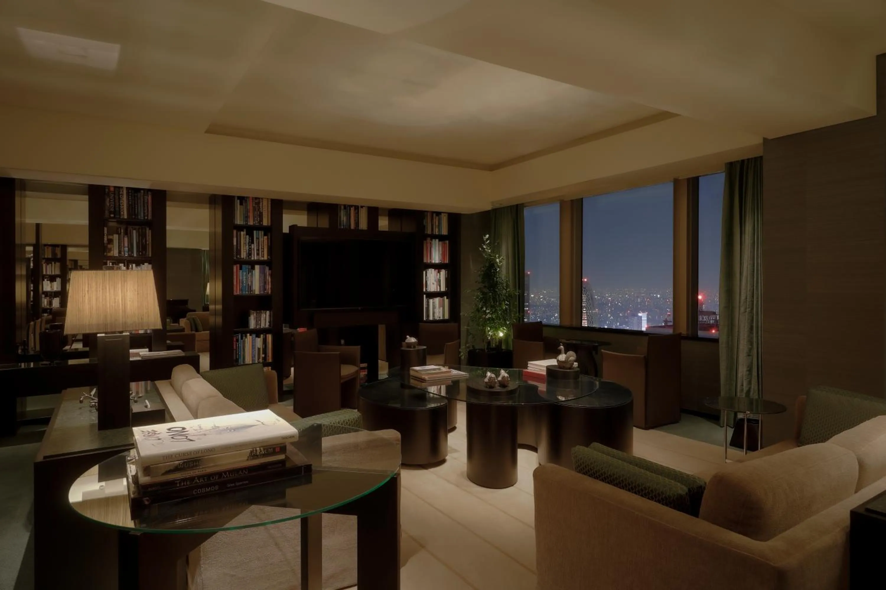 Photo of the whole room in Park Hyatt Tokyo