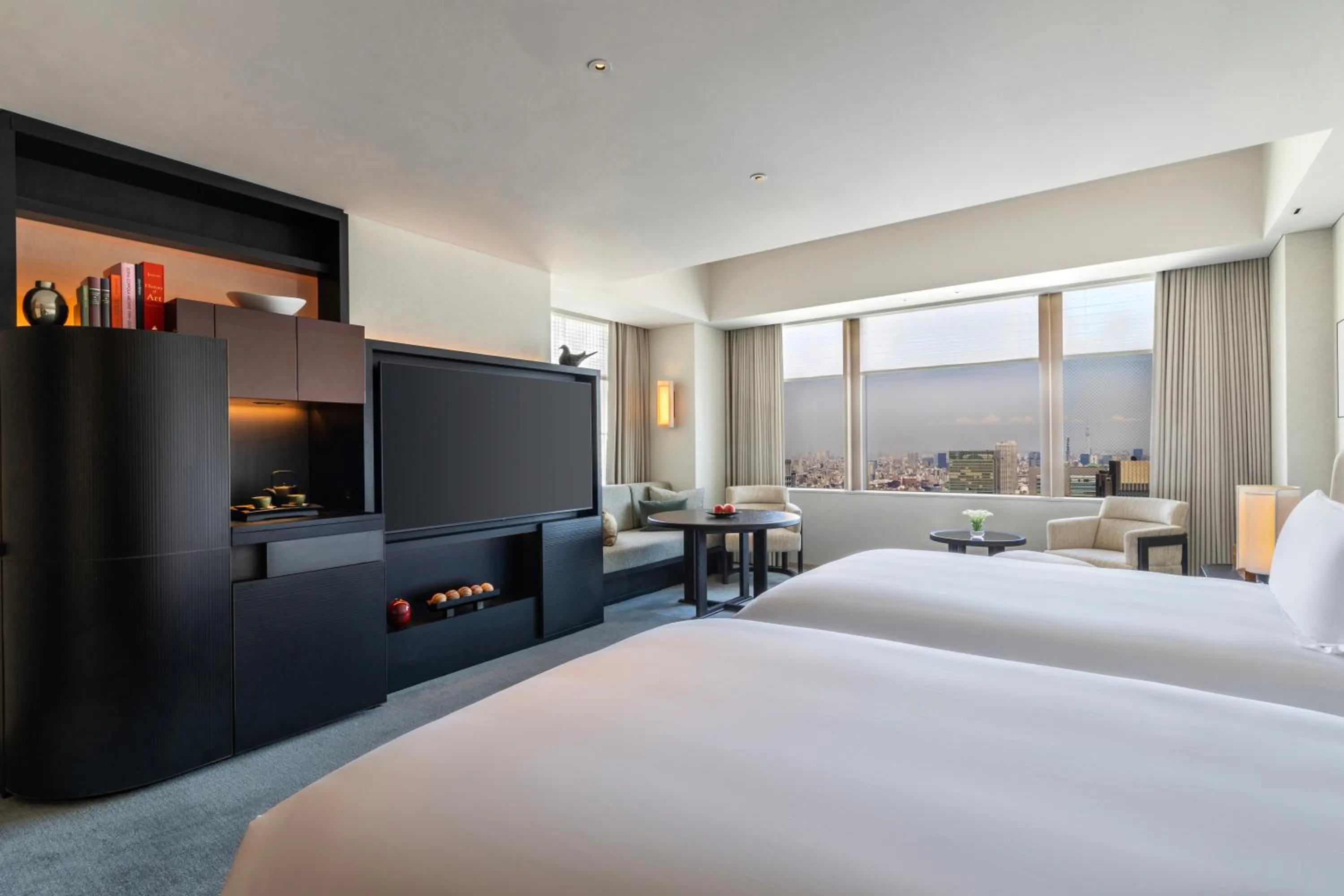 Bed in Park Hyatt Tokyo