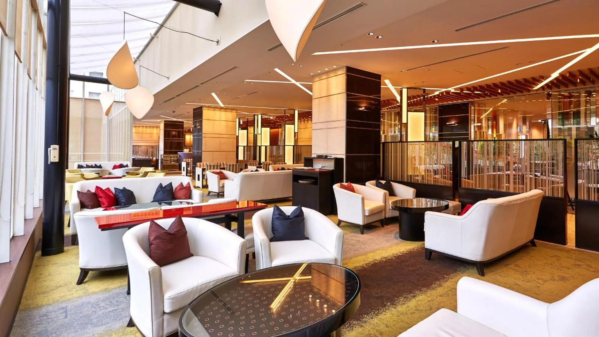 Lounge or bar in Miyako Hotel Kyoto Hachijo