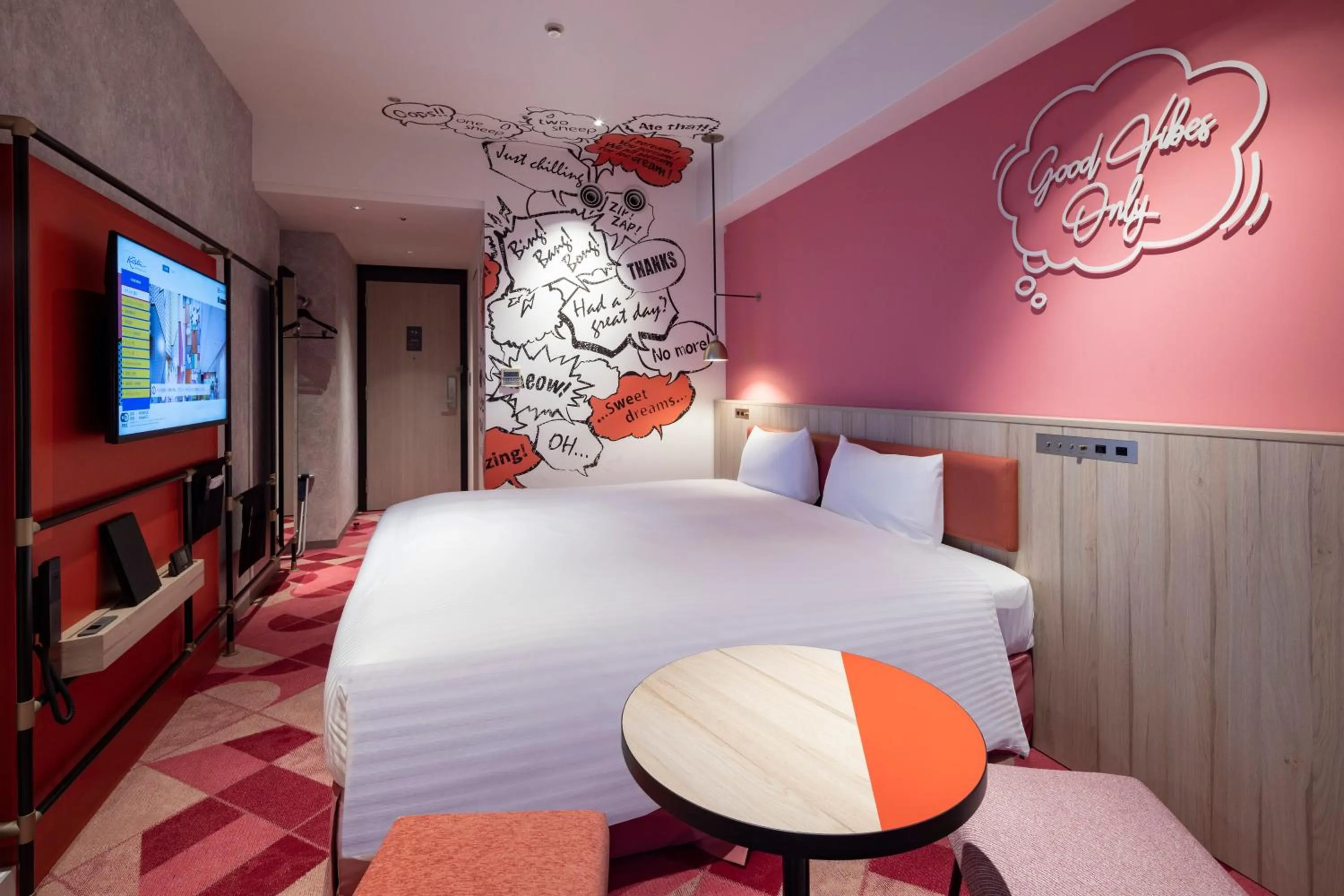 Bed in Hotel Kintetsu Universal City