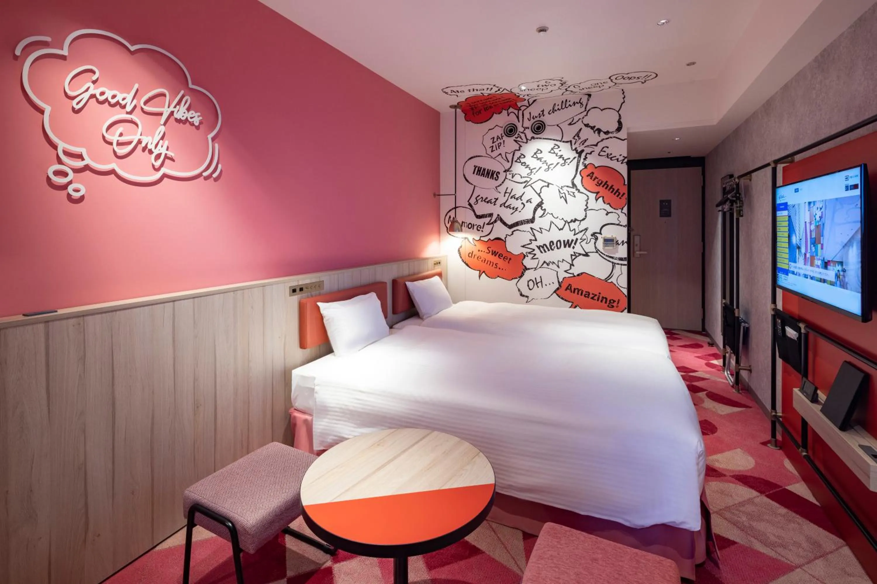 Bed in Hotel Kintetsu Universal City