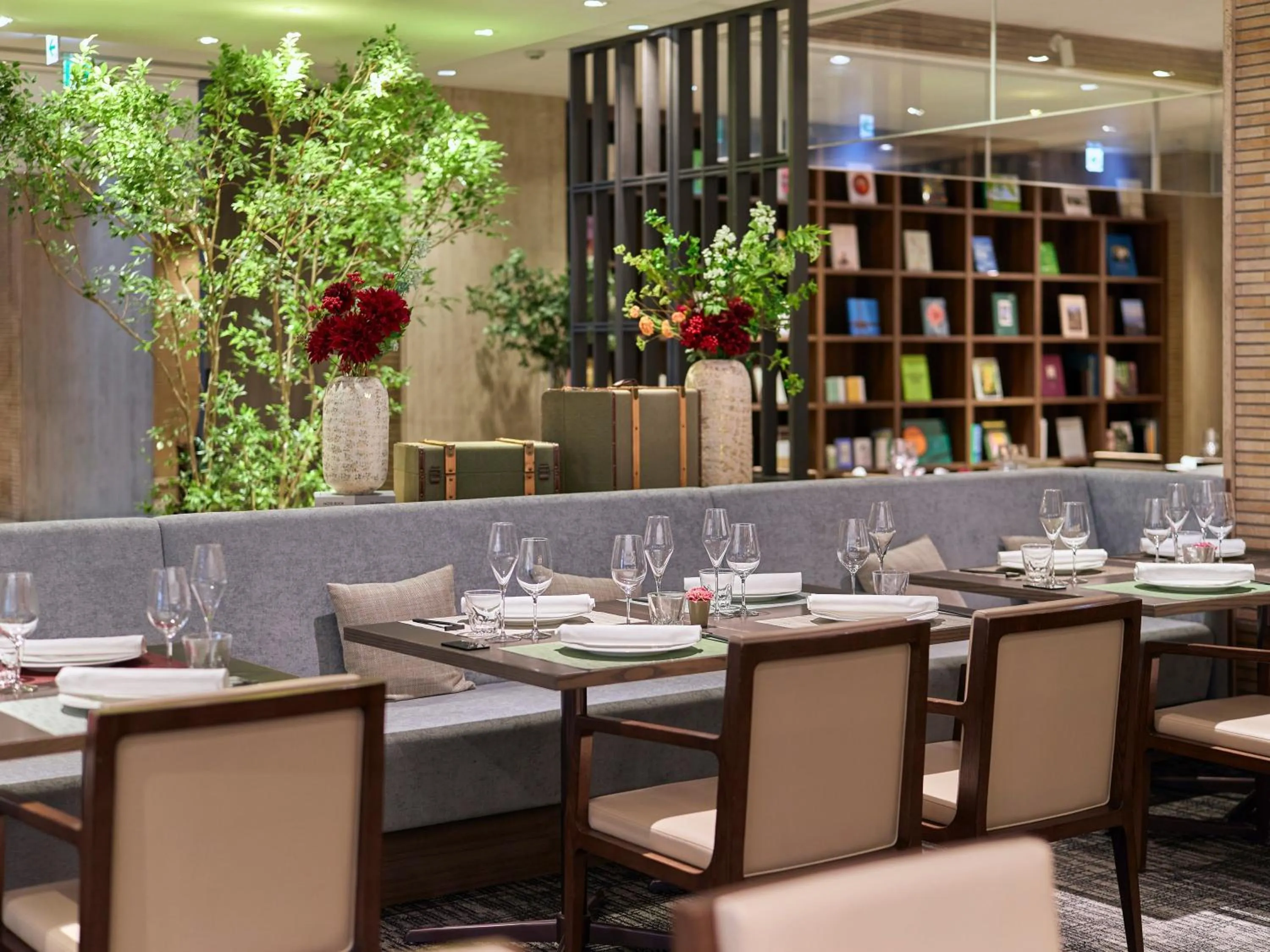 Restaurant/places to eat in Shiba Park Hotel