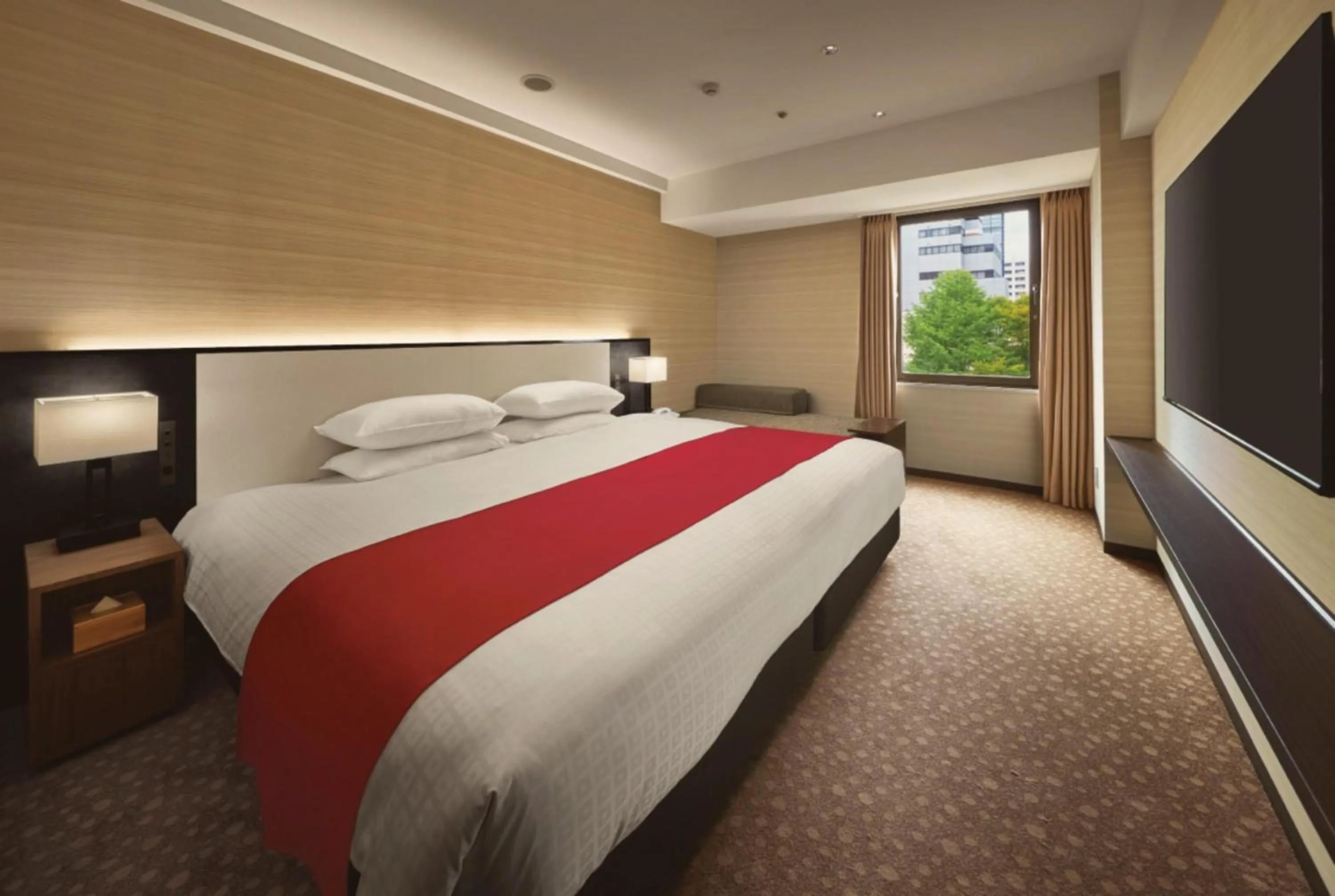 Bed in Shiba Park Hotel