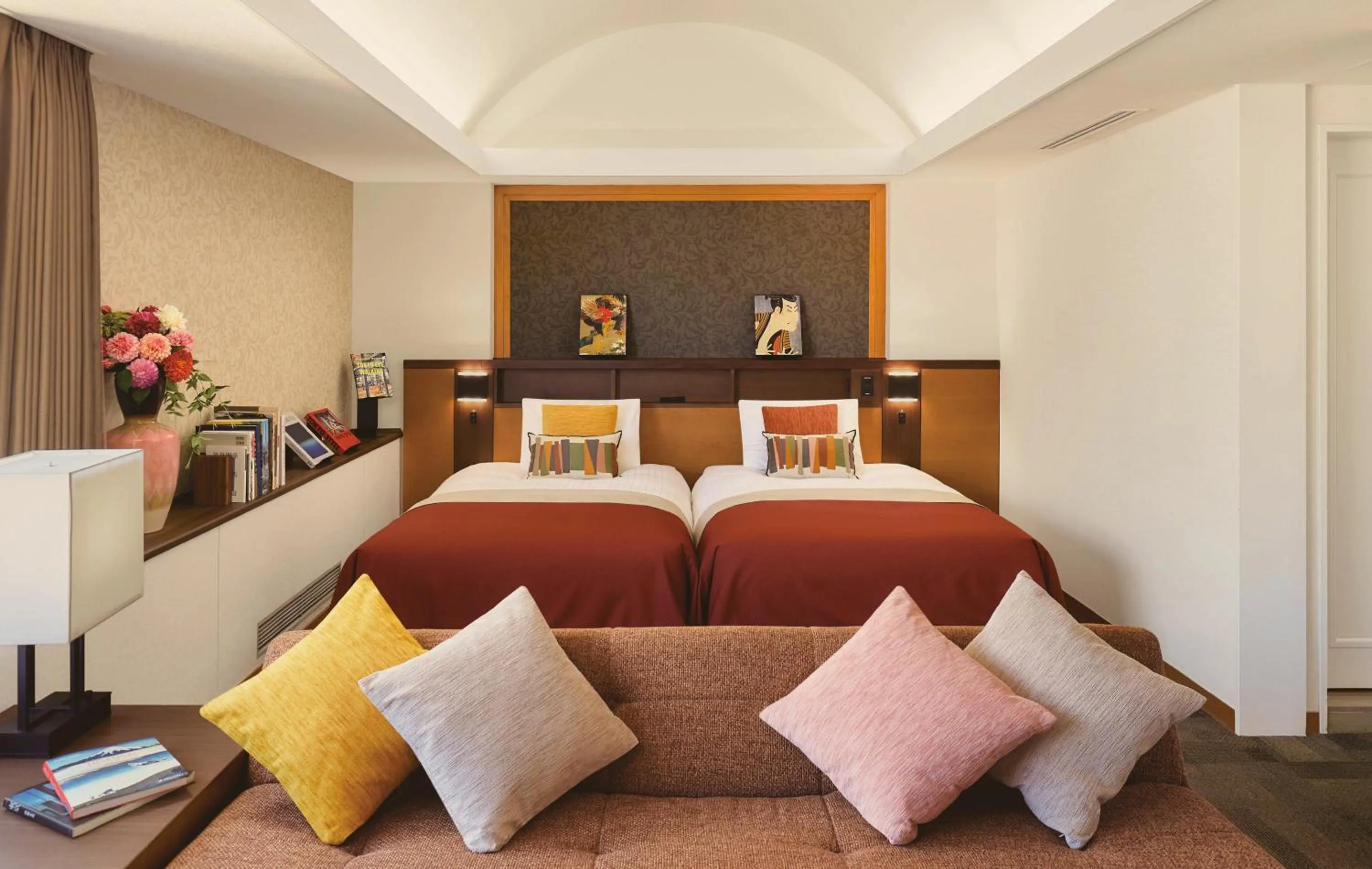 Bed in Shiba Park Hotel