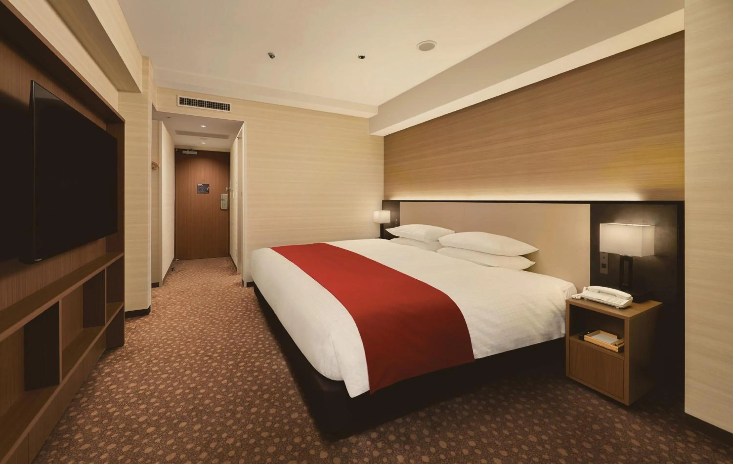 Bed in Shiba Park Hotel