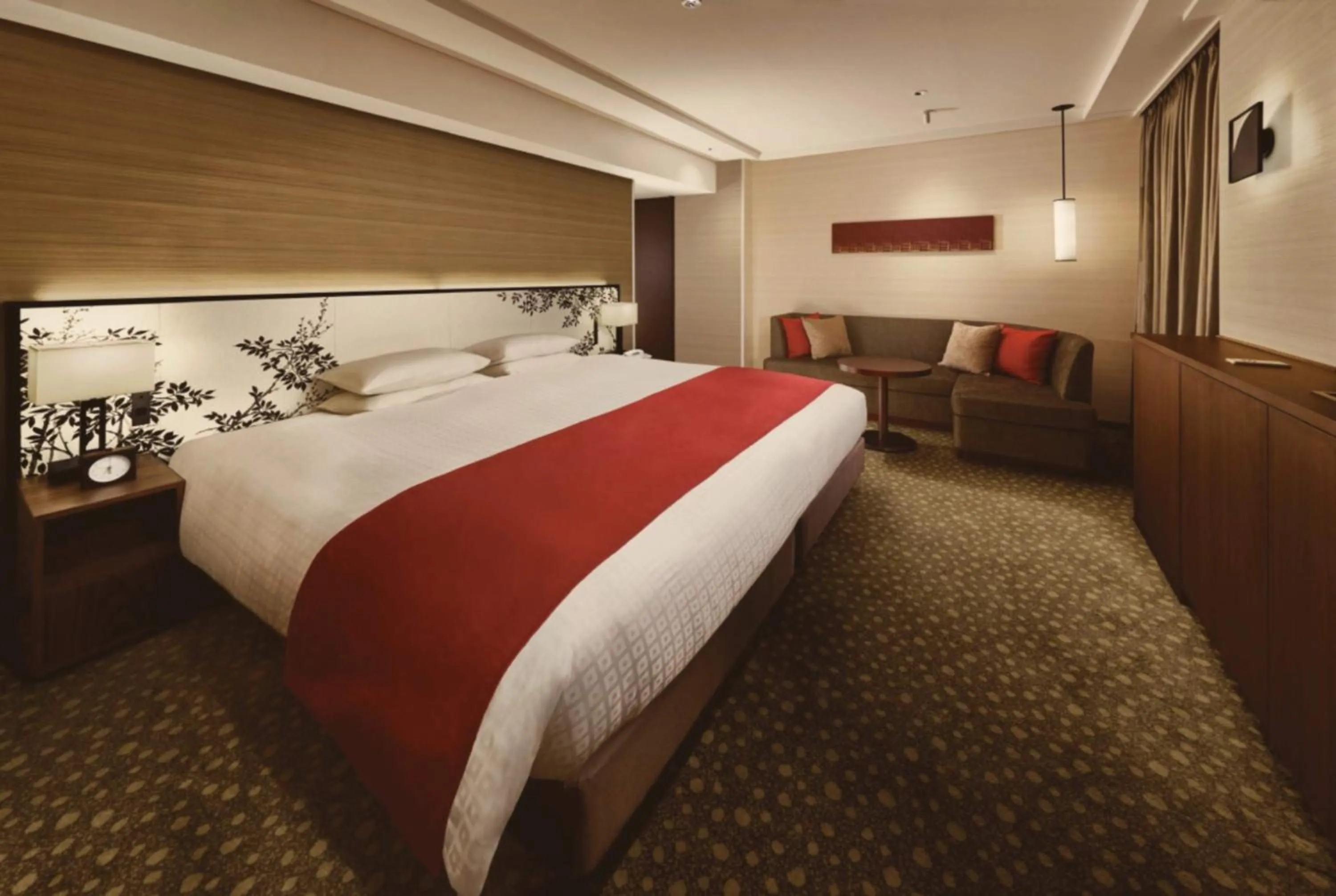 Bed in Shiba Park Hotel