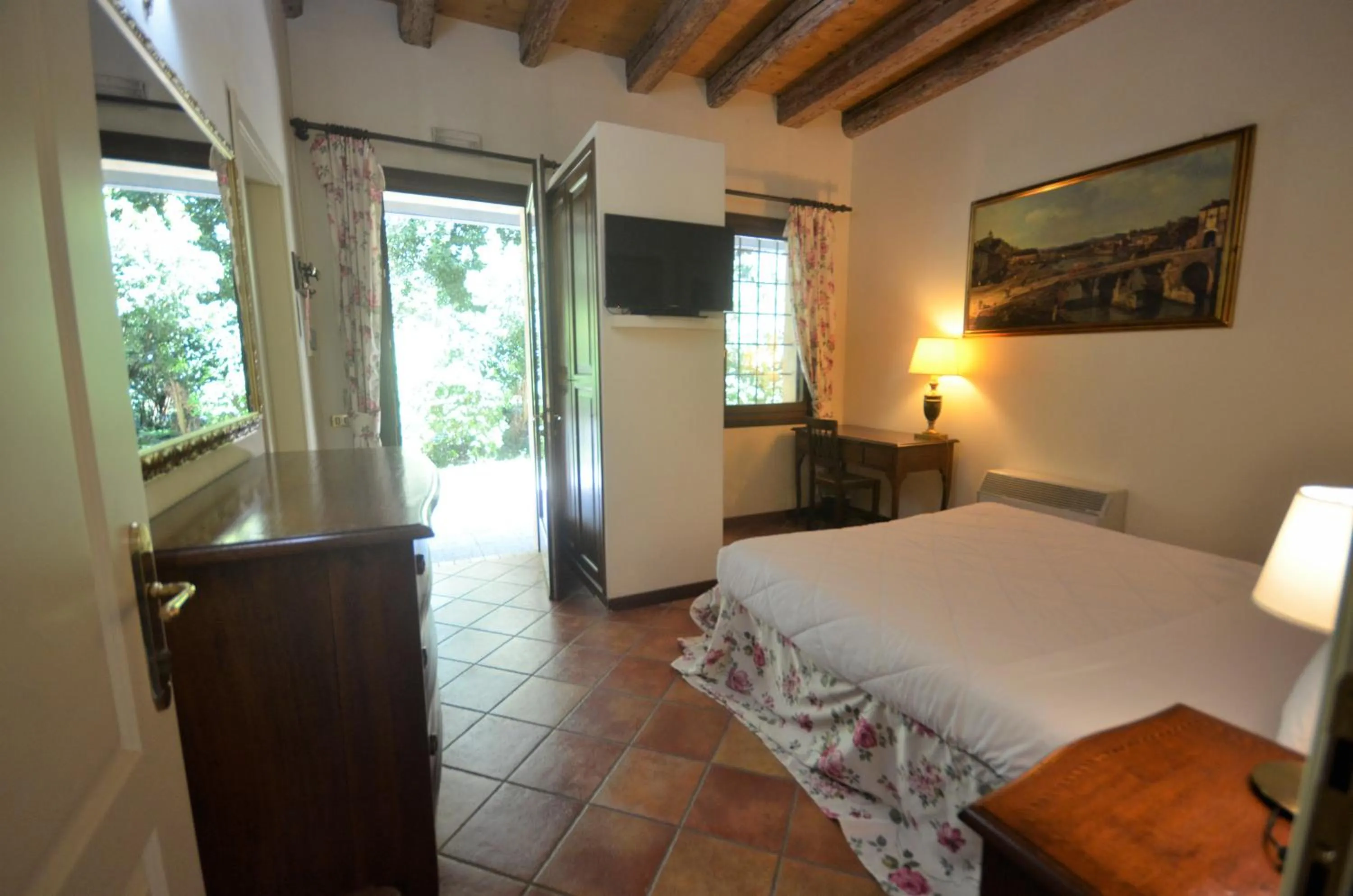 Bed in Hotel Villa Luppis