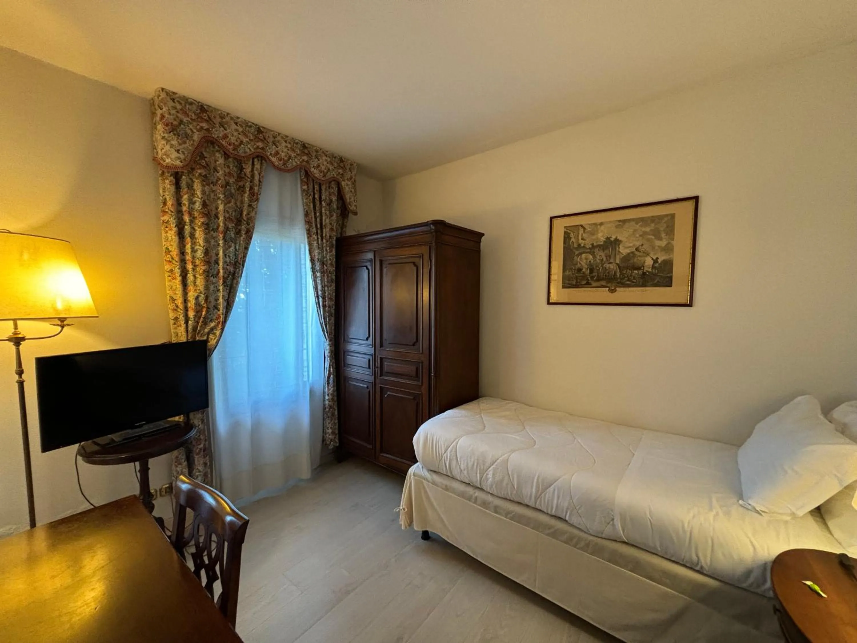 Bed in Hotel Villa Luppis