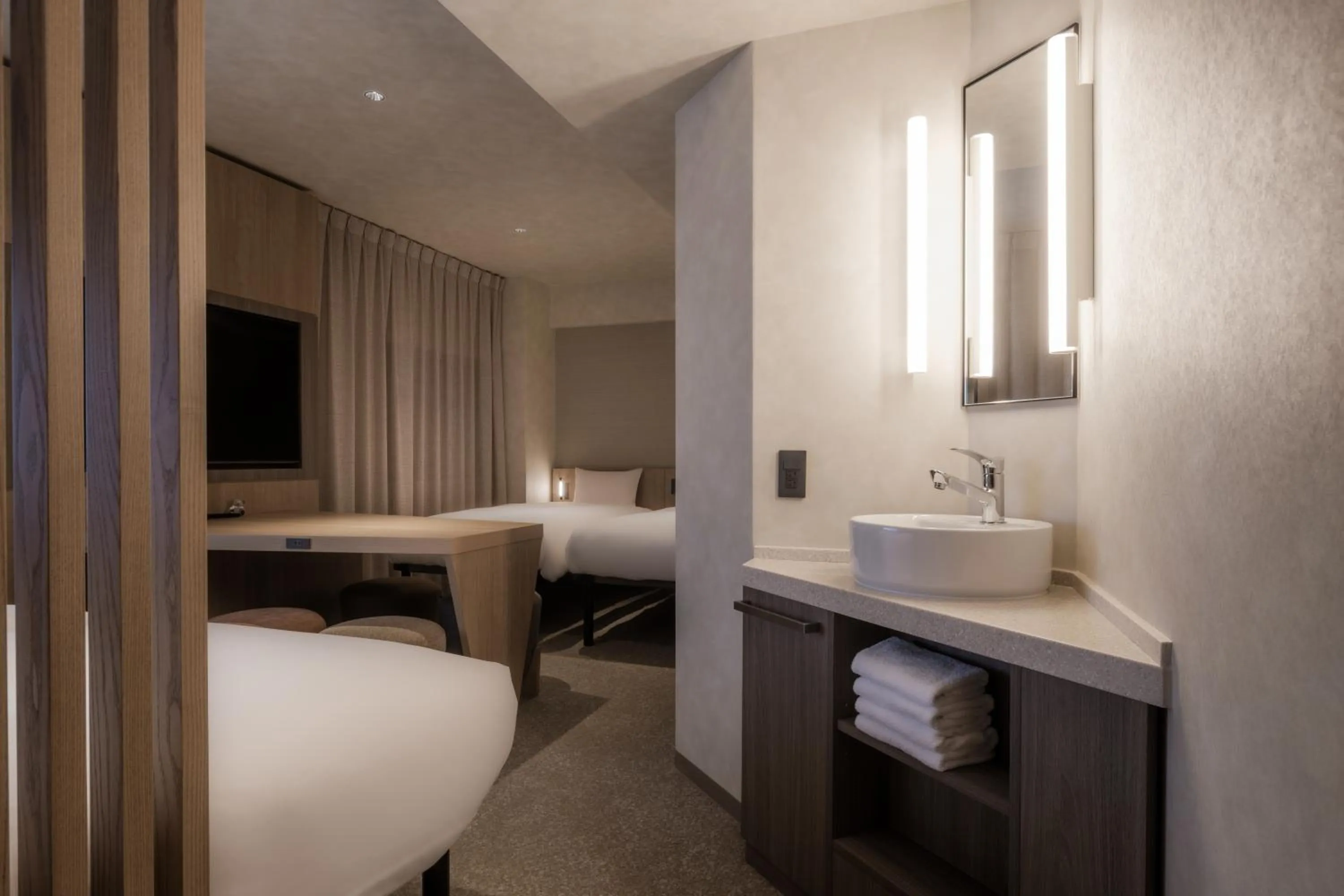 Bed in the b akasaka