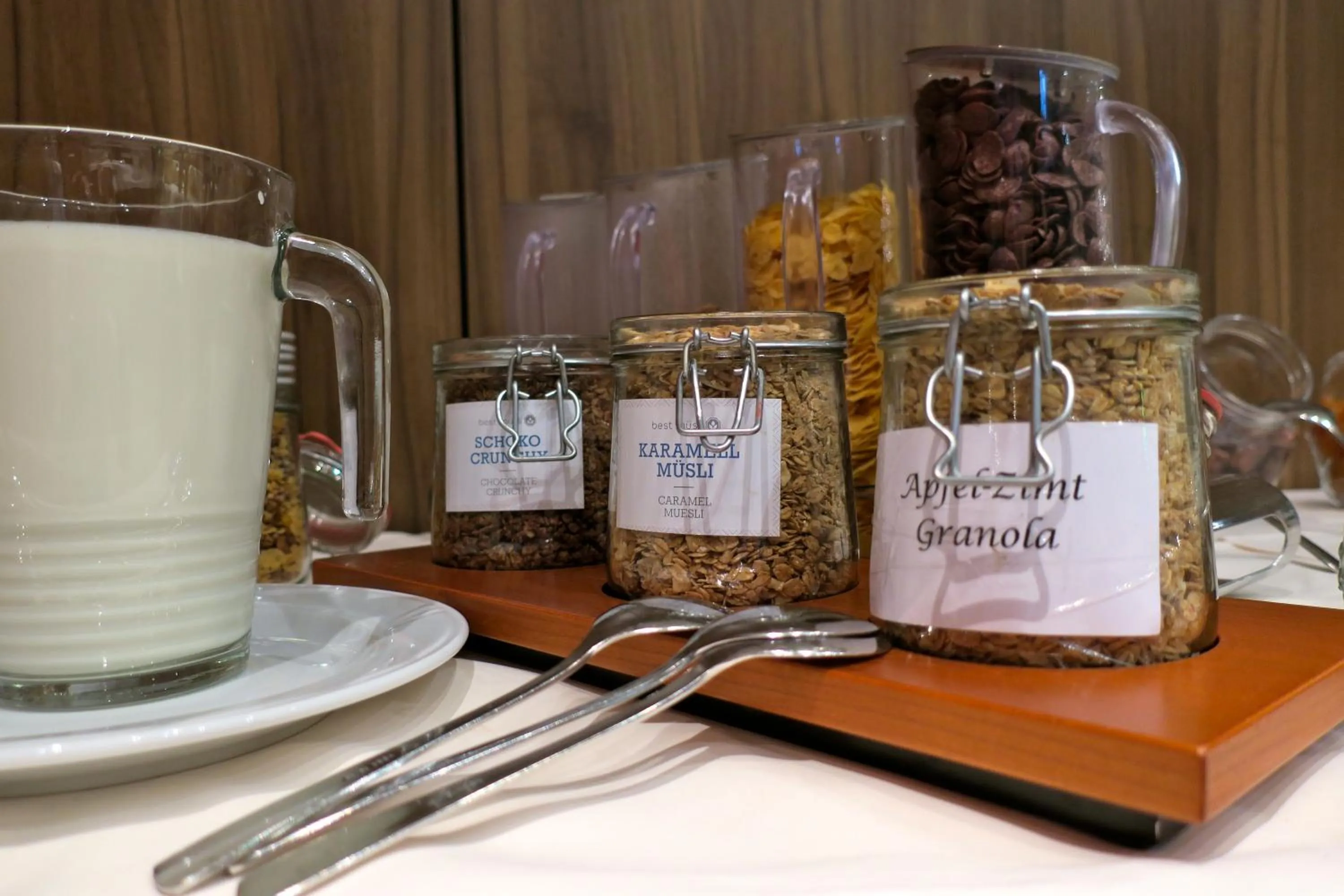 Breakfast in Hotel absolute