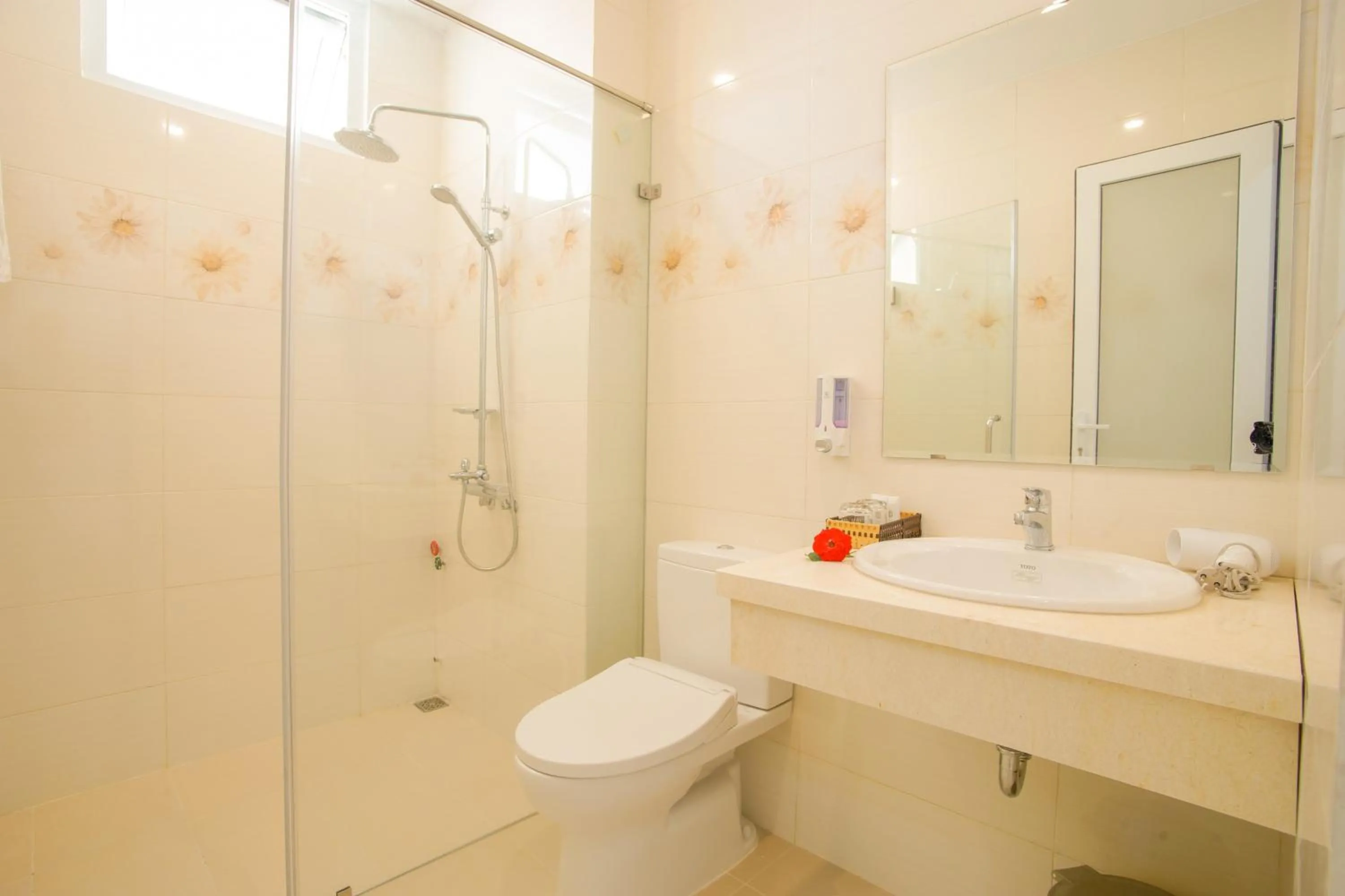 Bathroom in Green Garden Residence Hotel