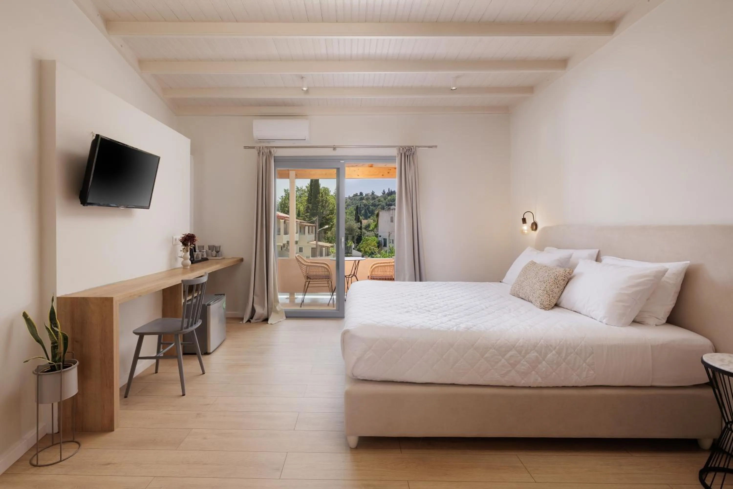 Bed in Dominoes Corfu