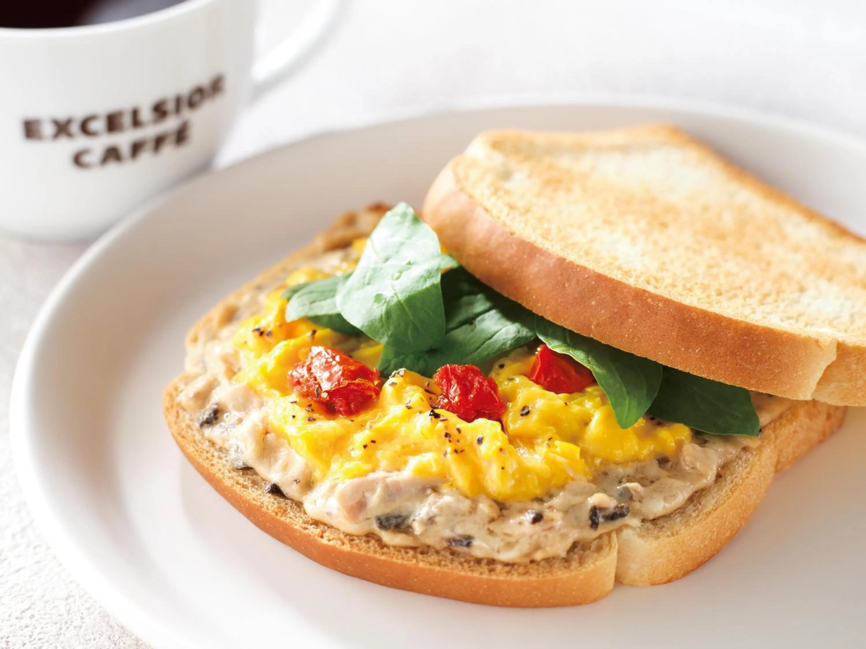 Breakfast in the b akasaka-mitsuke