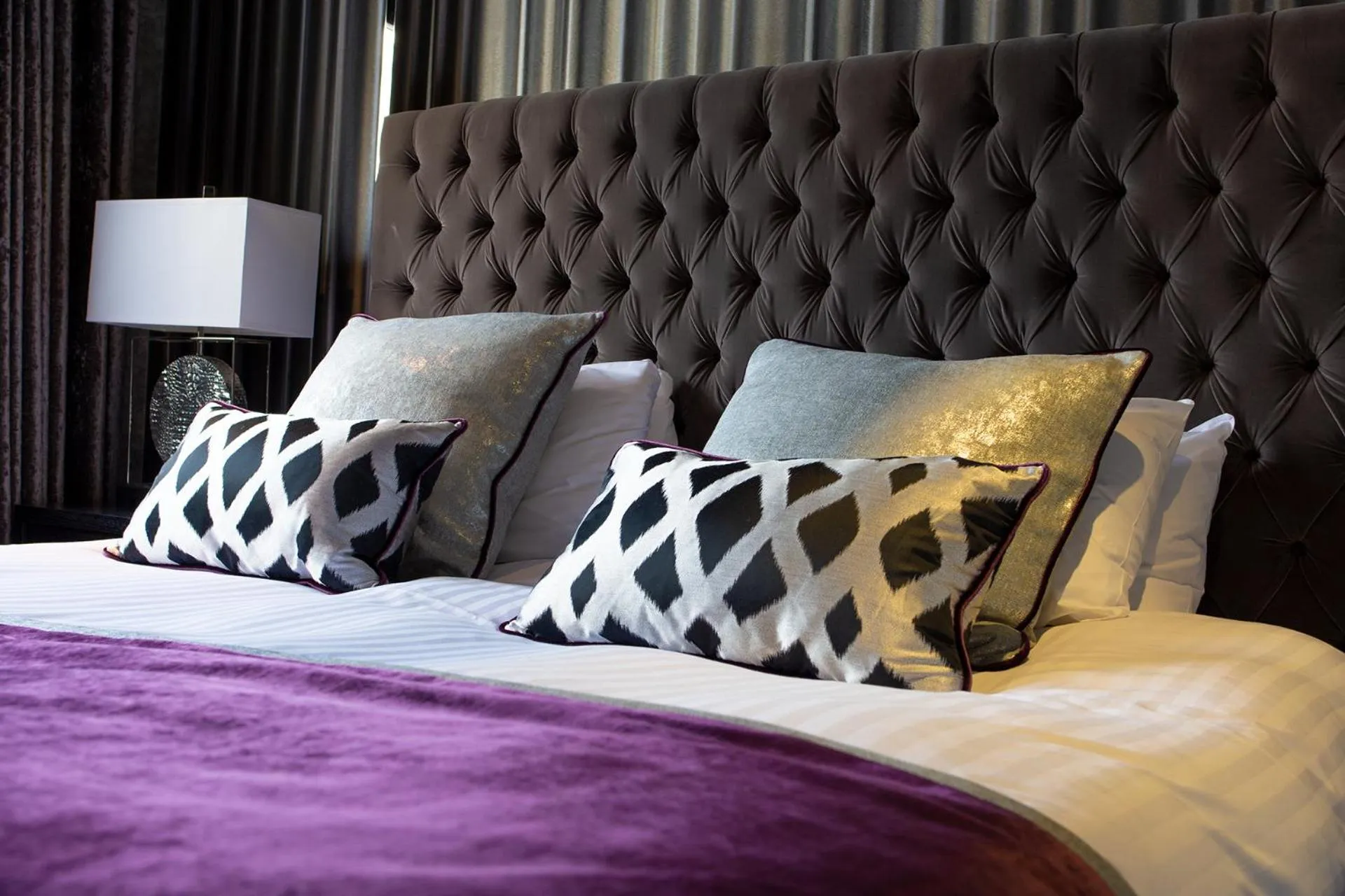 Bed in Carlton Hotel