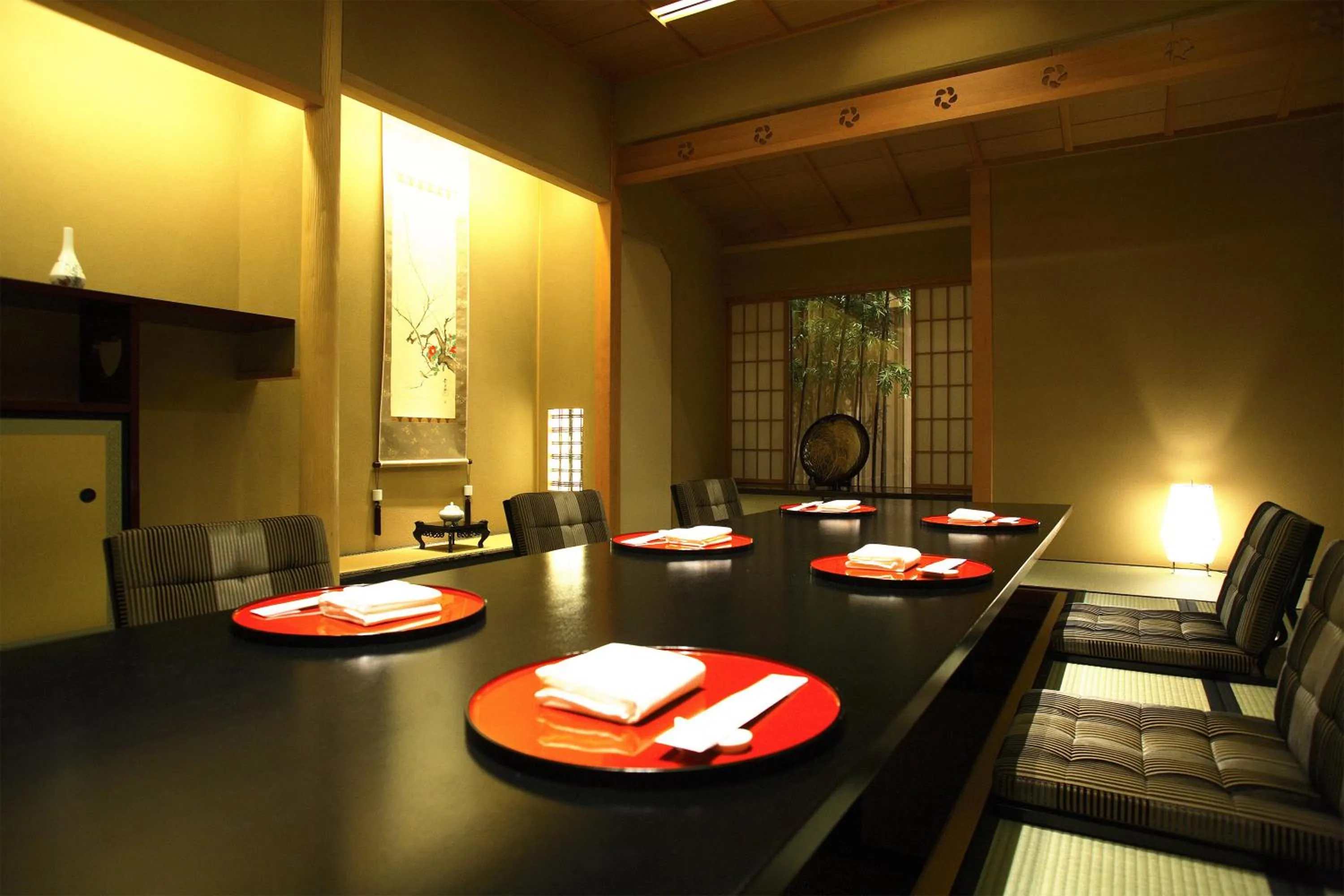 Restaurant/places to eat in Keio Plaza Hotel Tokyo