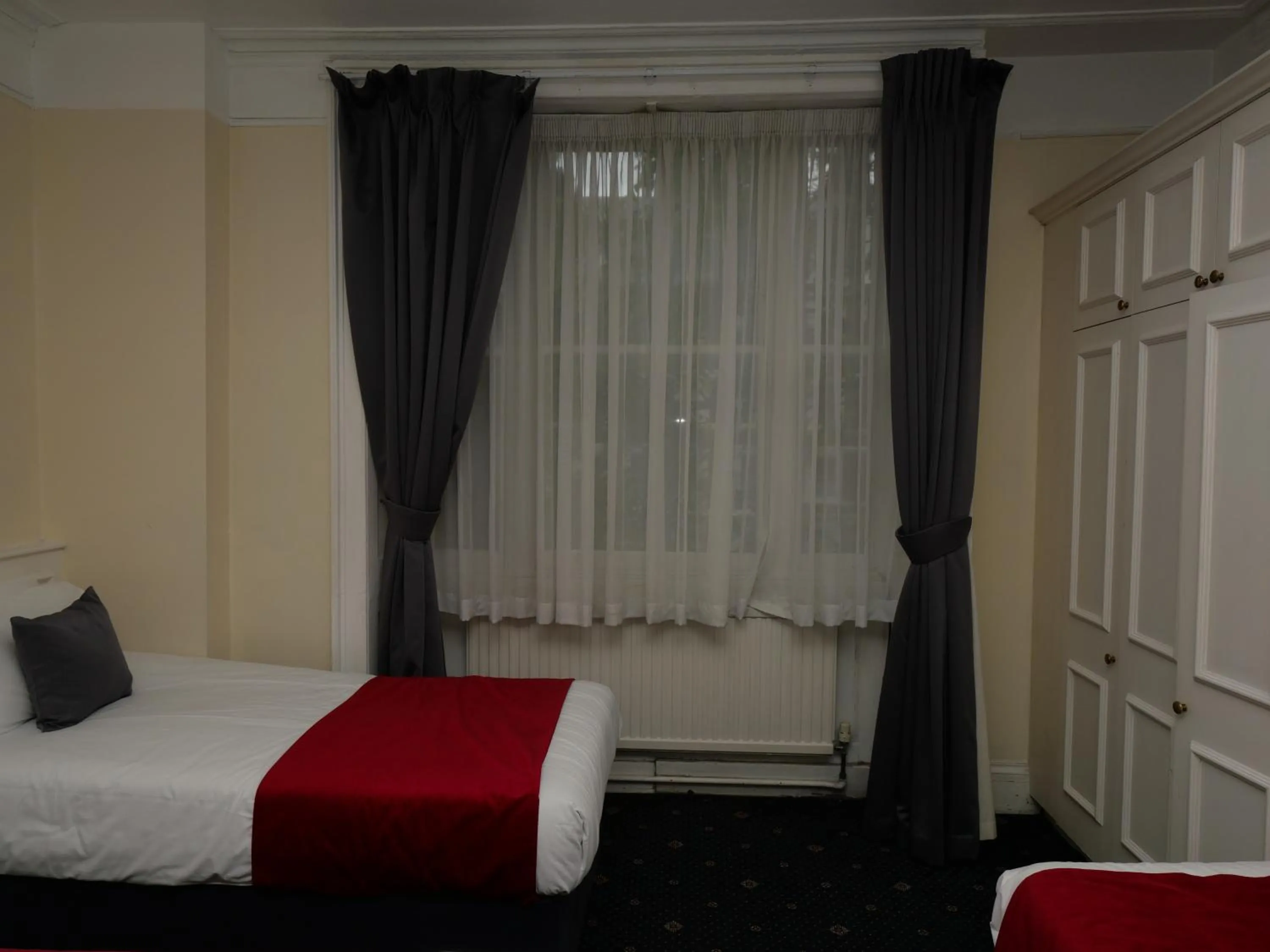 Bed in Arran House Hotel