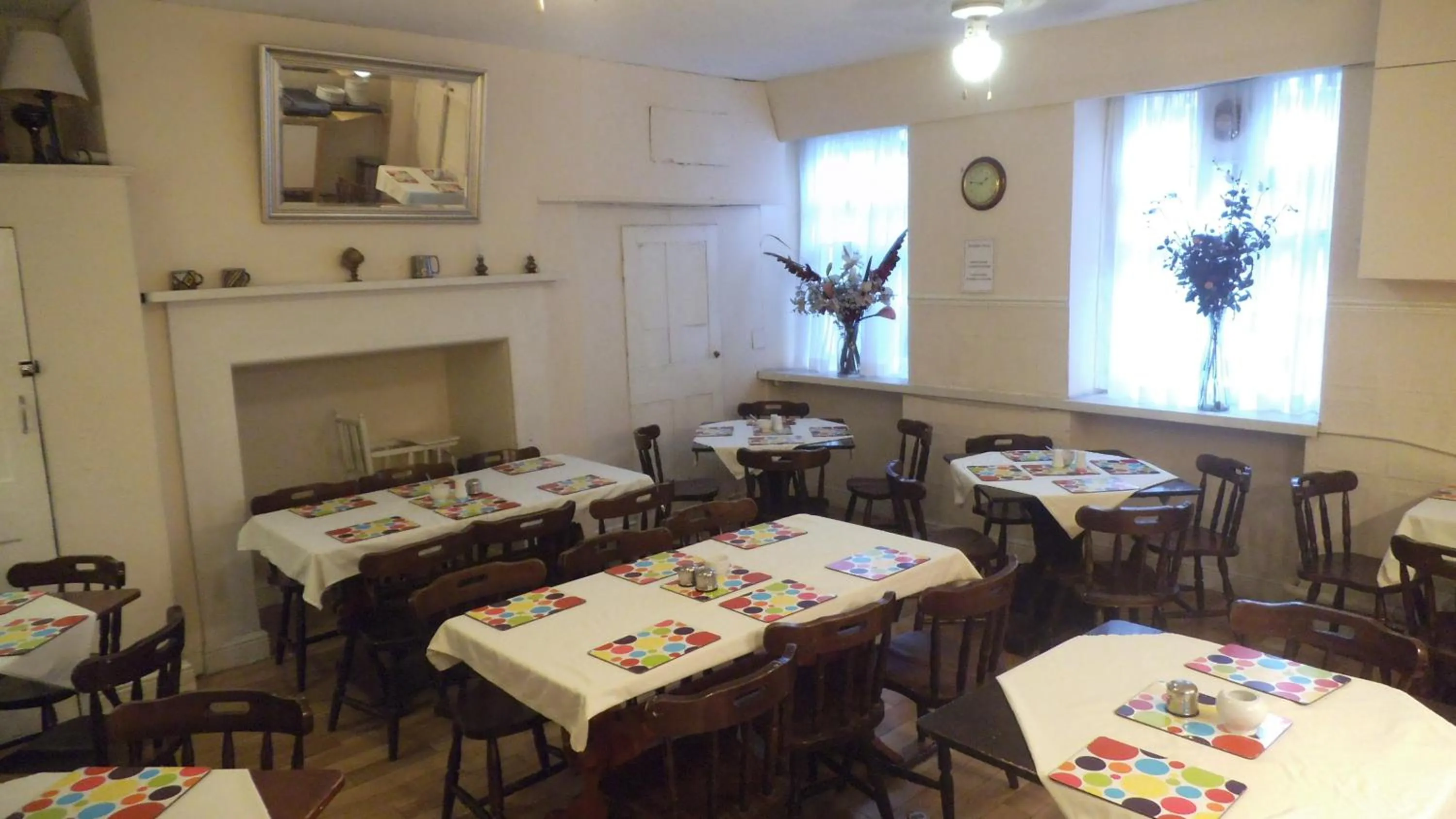 Restaurant/places to eat in Arran House Hotel