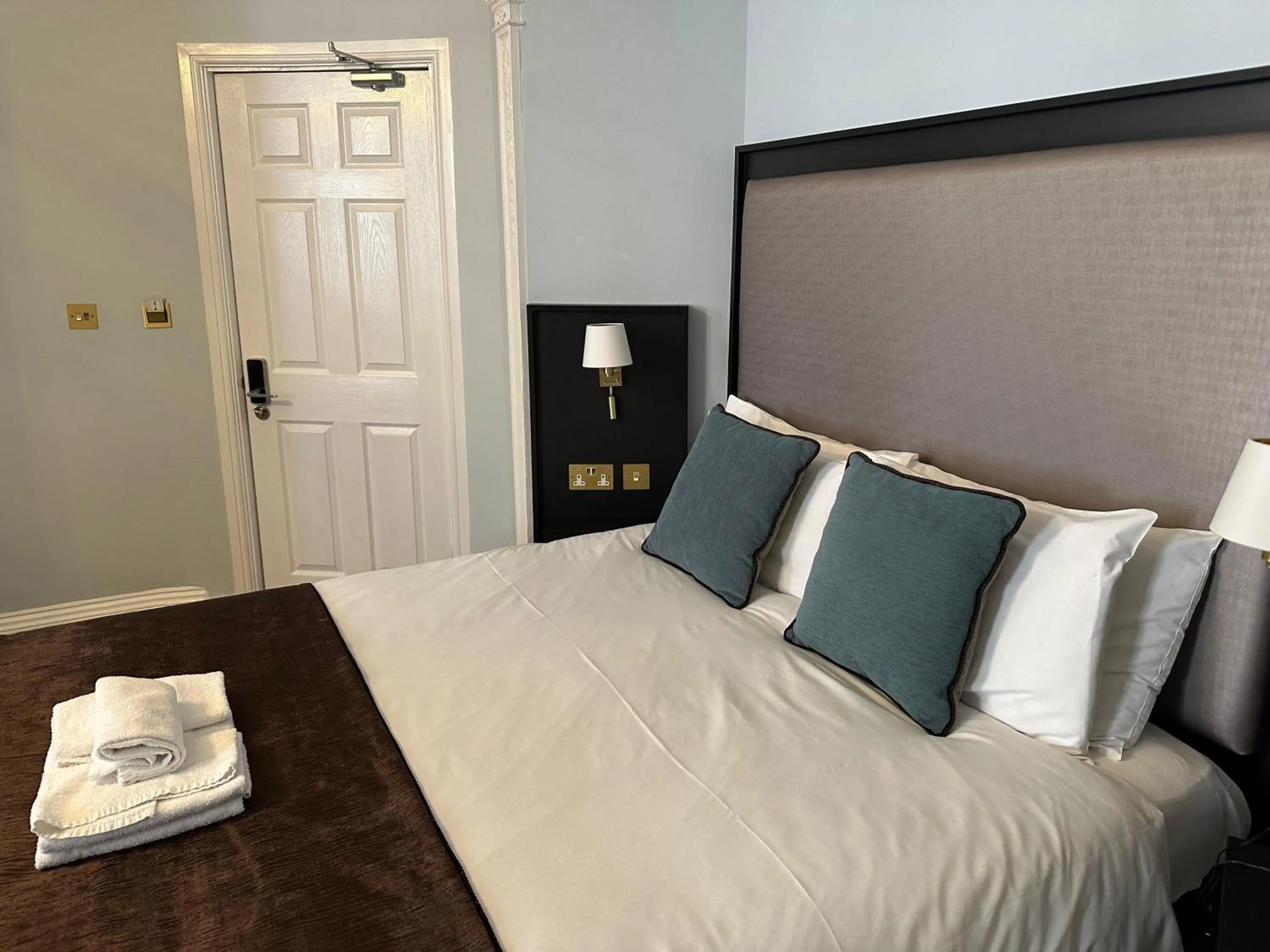 Bed in Arran House Hotel