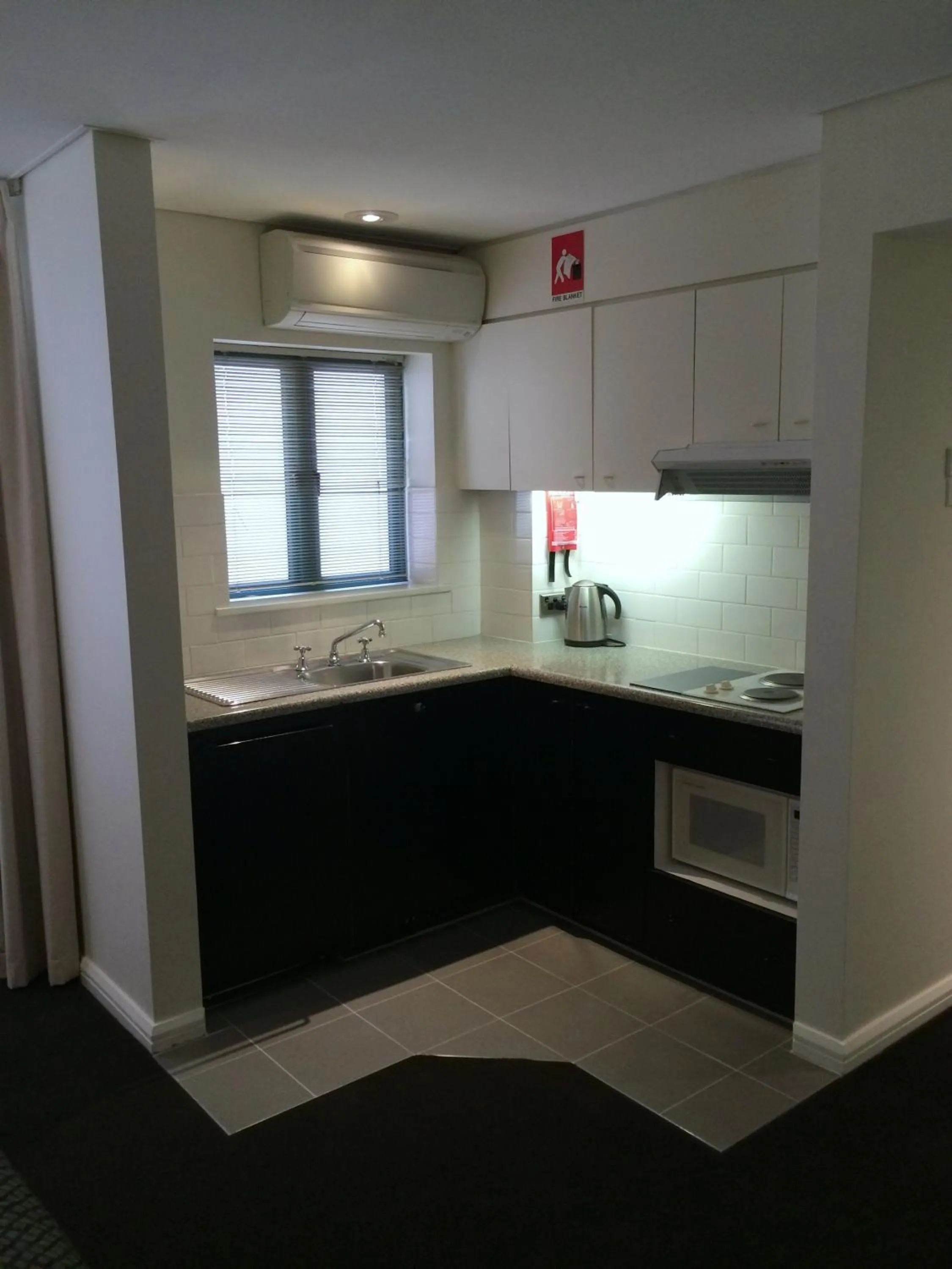 Kitchen or kitchenette, Kitchen/Kitchenette in Morgans Boutique Hotel