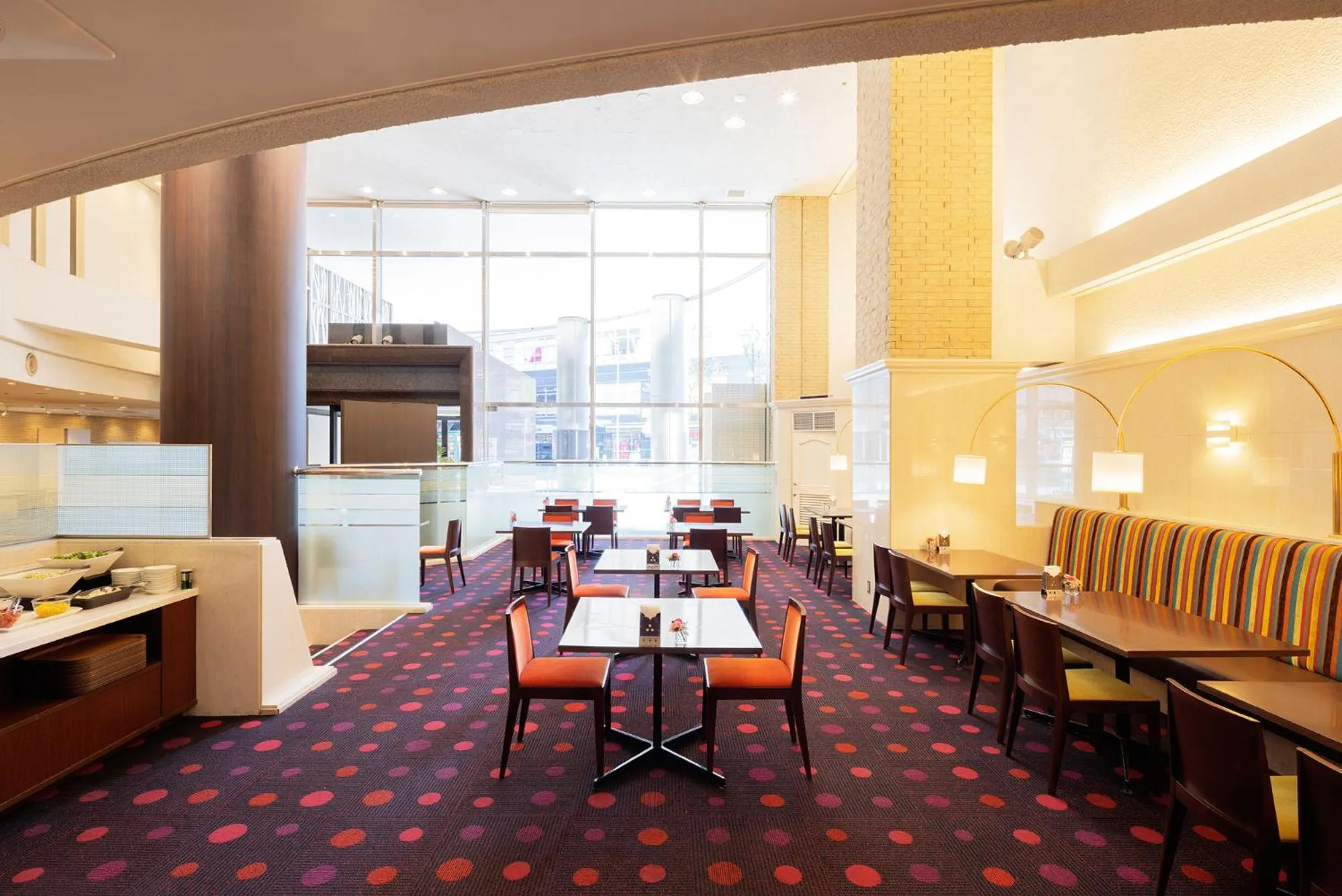 Restaurant/places to eat in the b hachioji