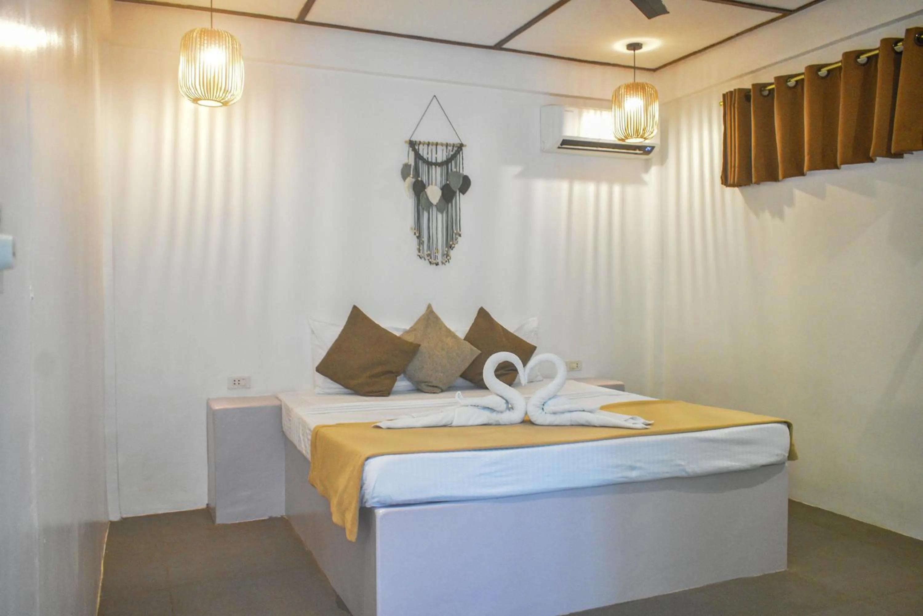 Bed in El Nido Coco Resort