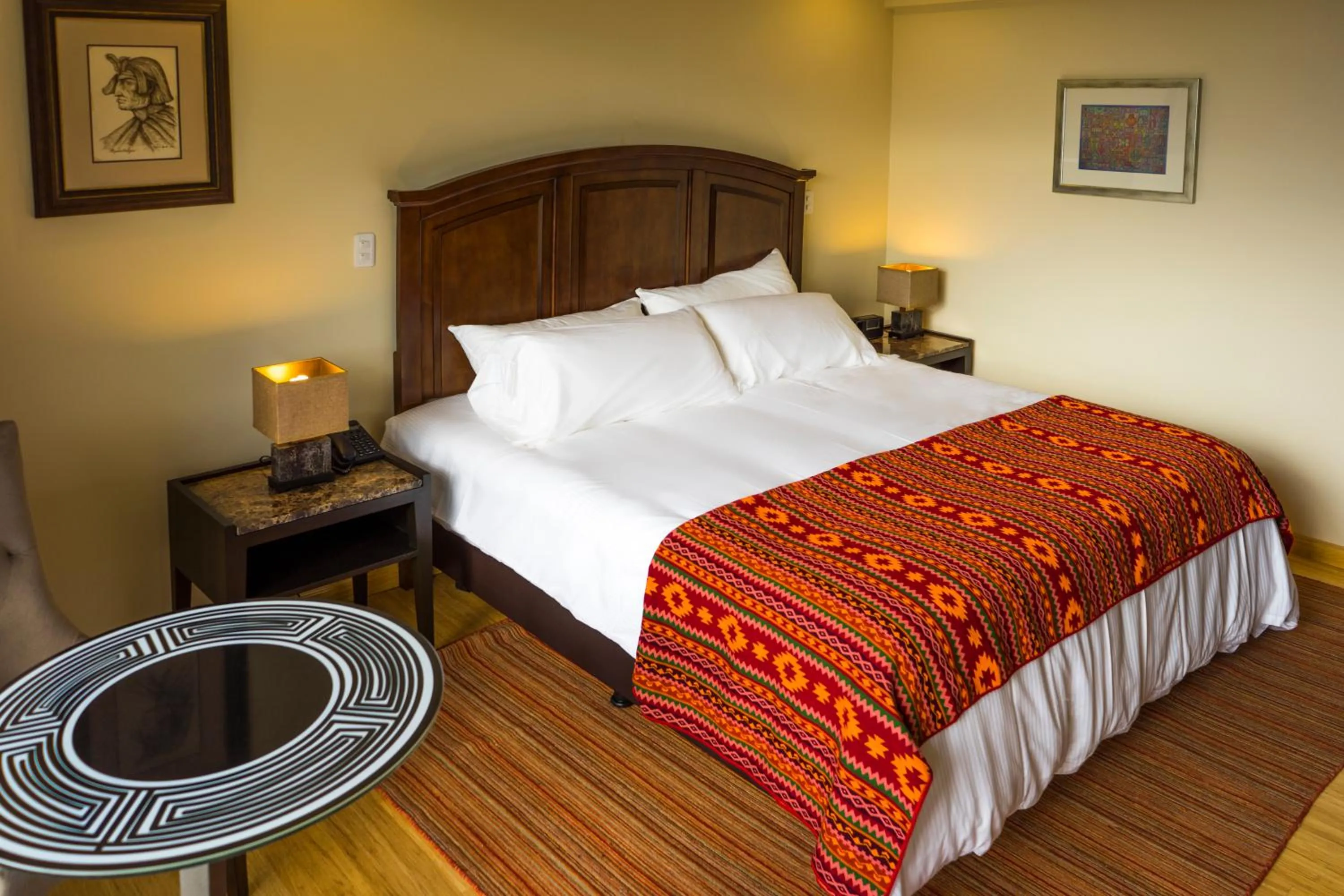 Decorative detail, Bed in Hotel Medina Del Lago