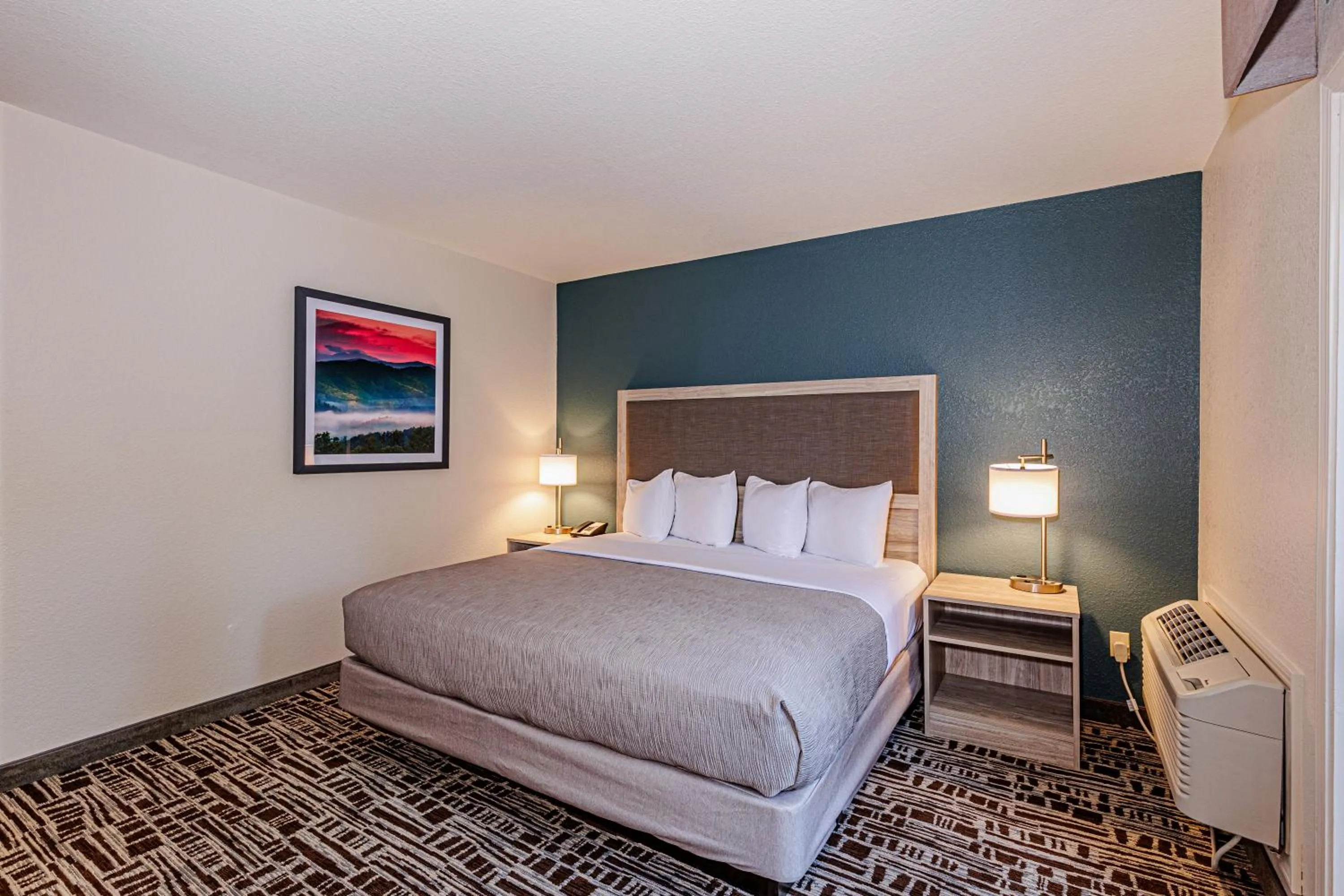 Bed in Rivers Edge Motel