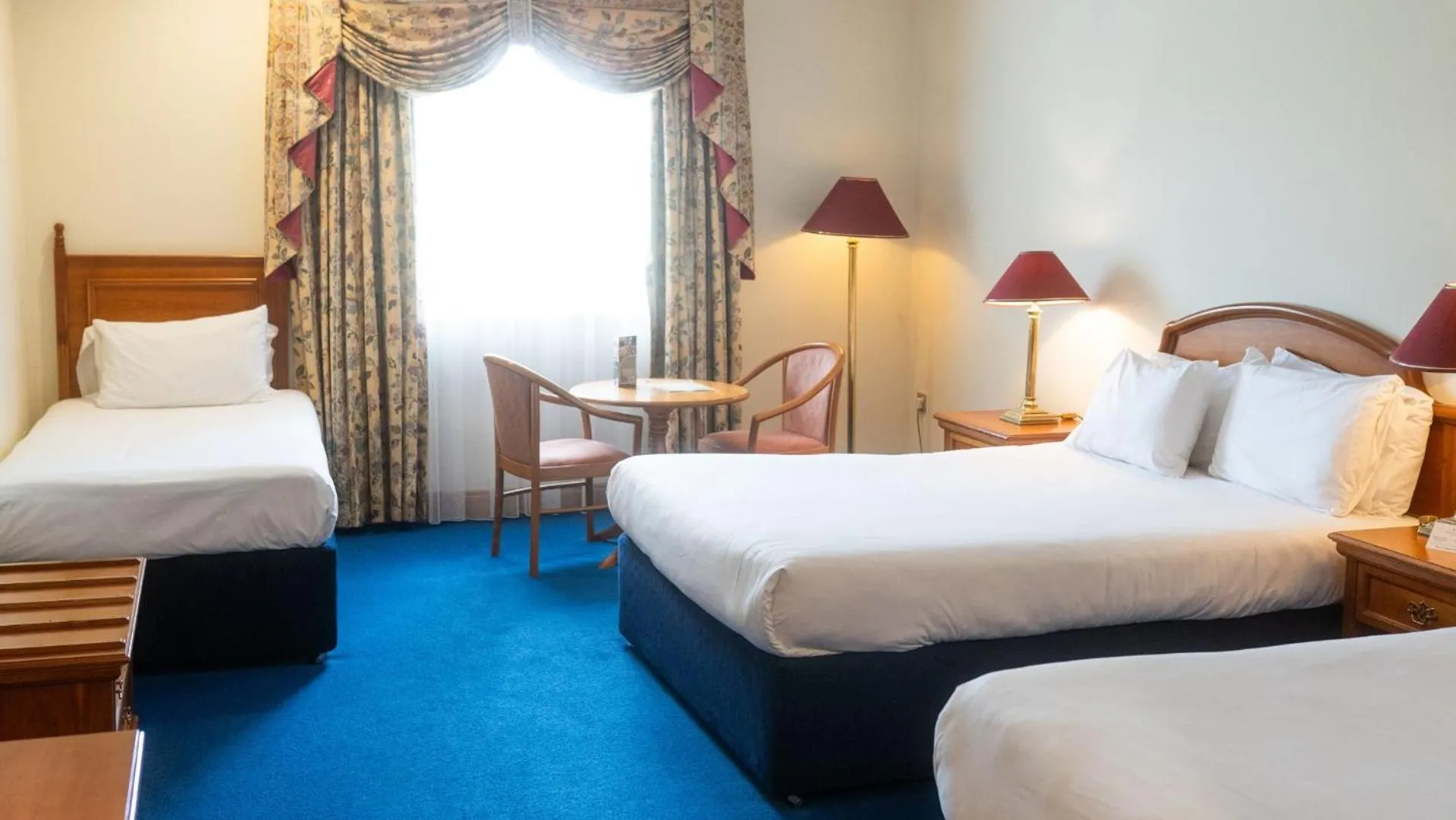 Bedroom, Bed in Lady Gregory Hotel, Leisure Club & Beauty Rooms