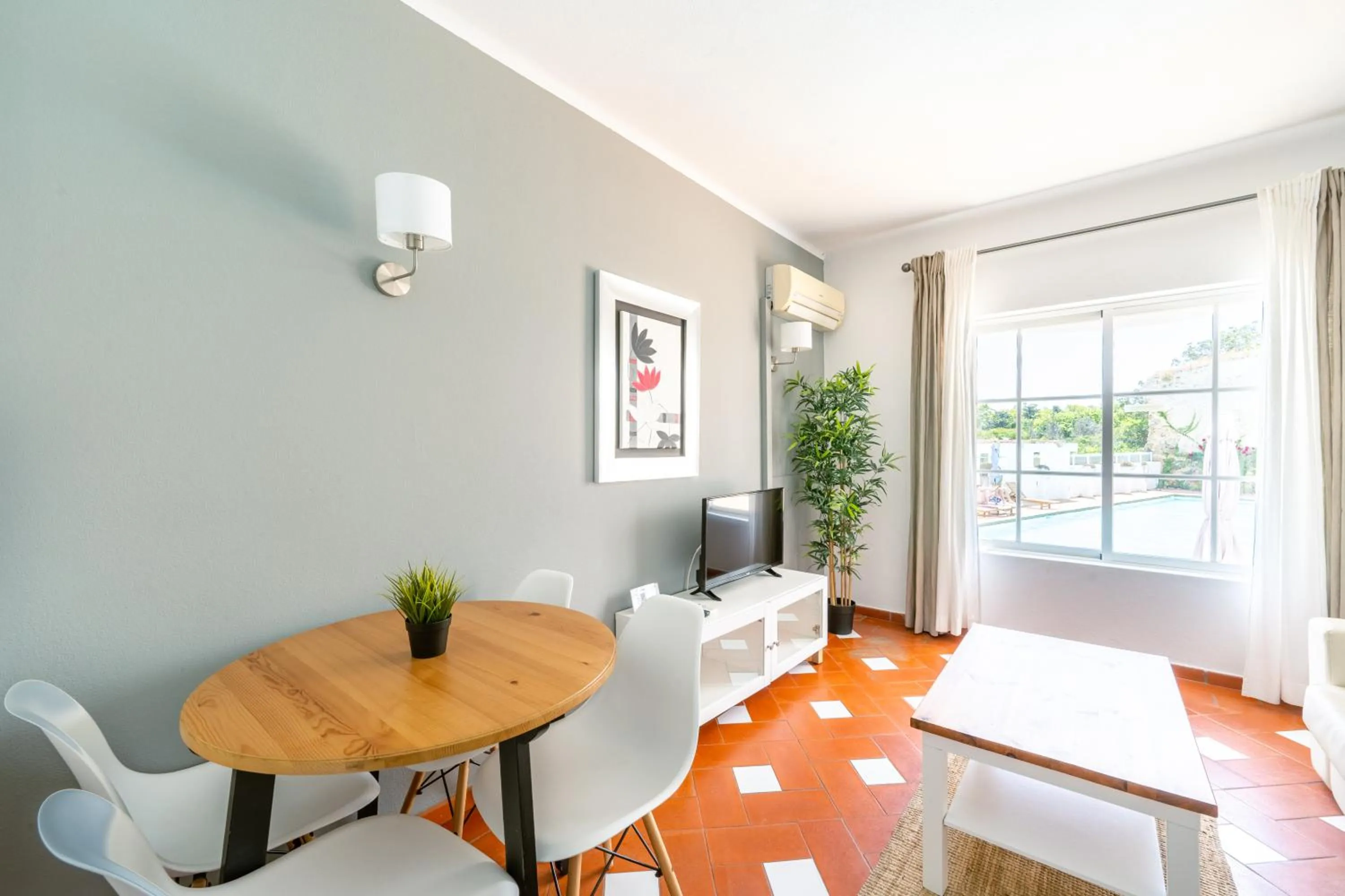 Living room in Baluarte da Vila Apartments