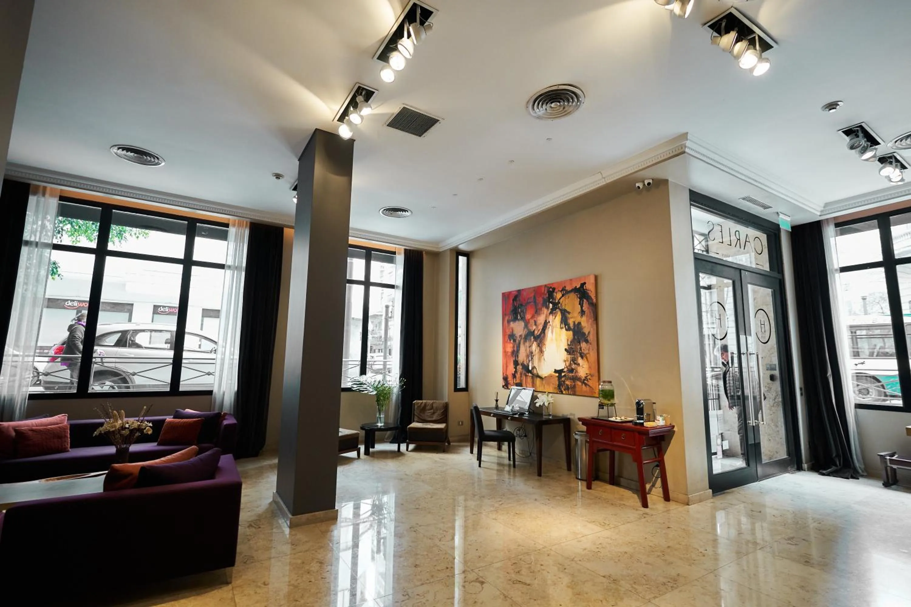 Lobby or reception in Carles Hotel