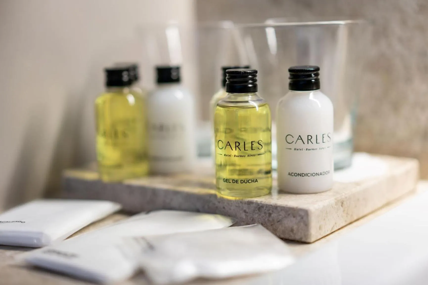 Bathroom in Carles Hotel