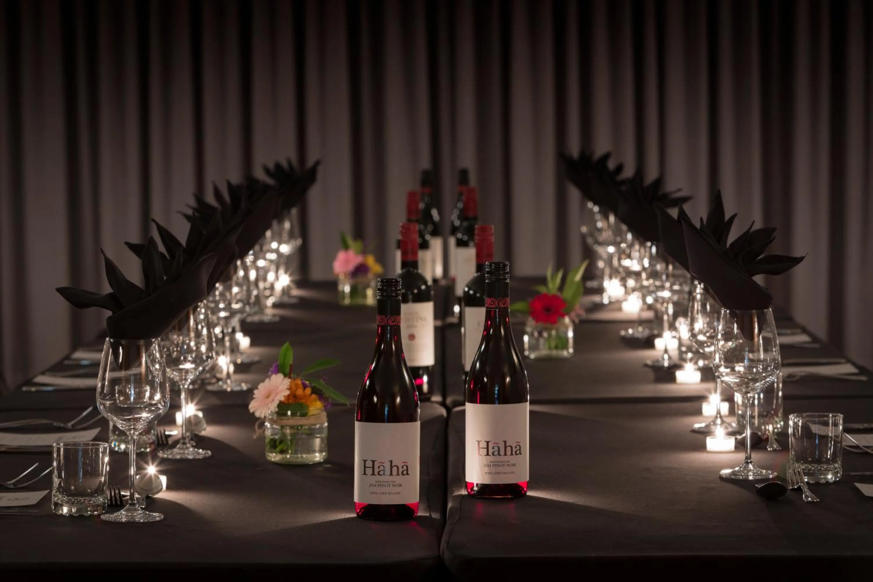 Meeting/conference room in Ramada by Wyndham Diplomat Canberra